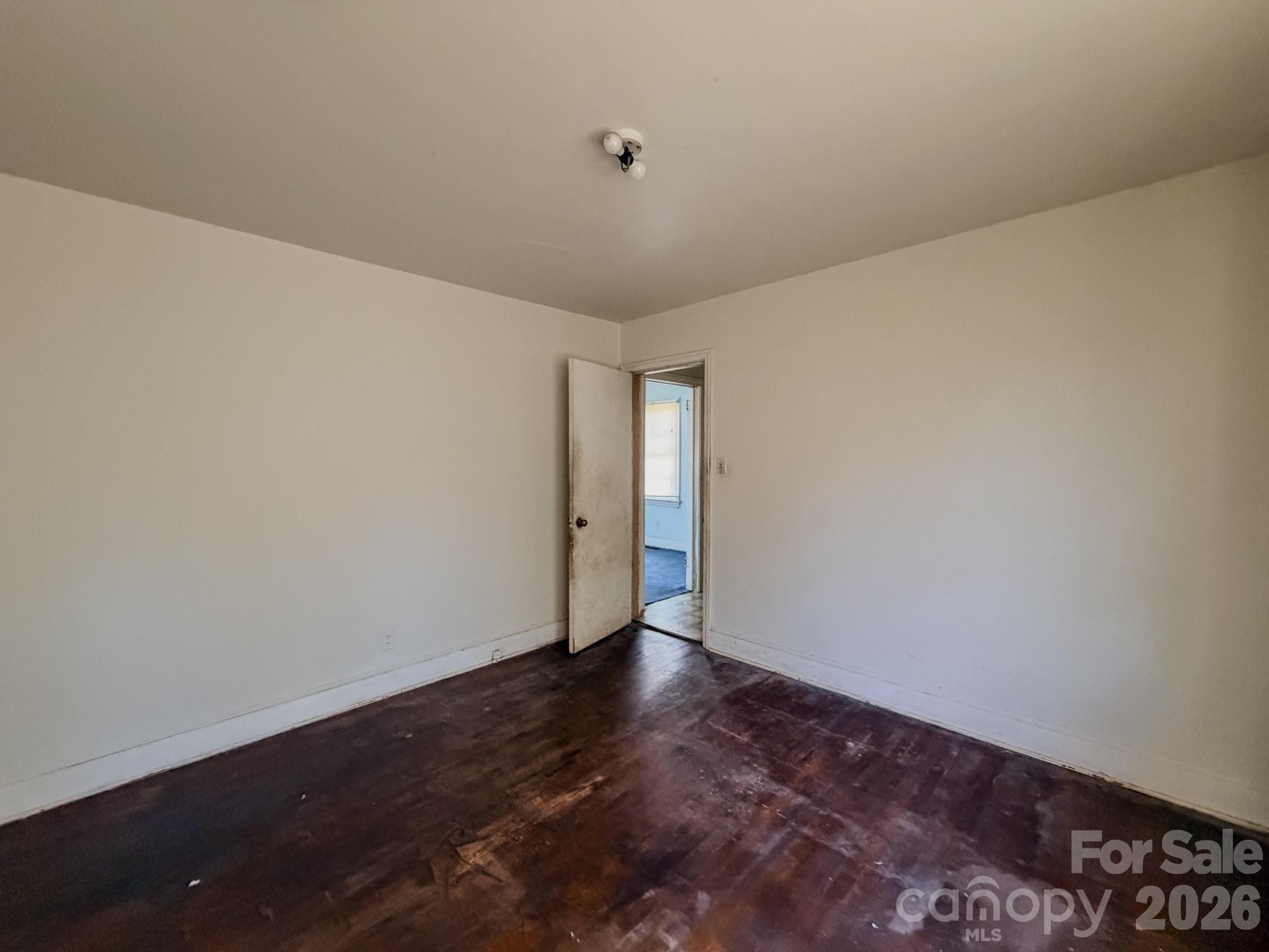 929 Mt Gallant Drive Property Photo 5