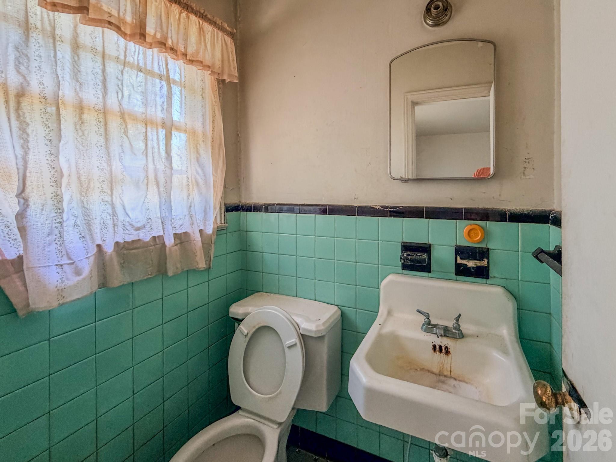 929 Mt Gallant Drive Property Photo 6