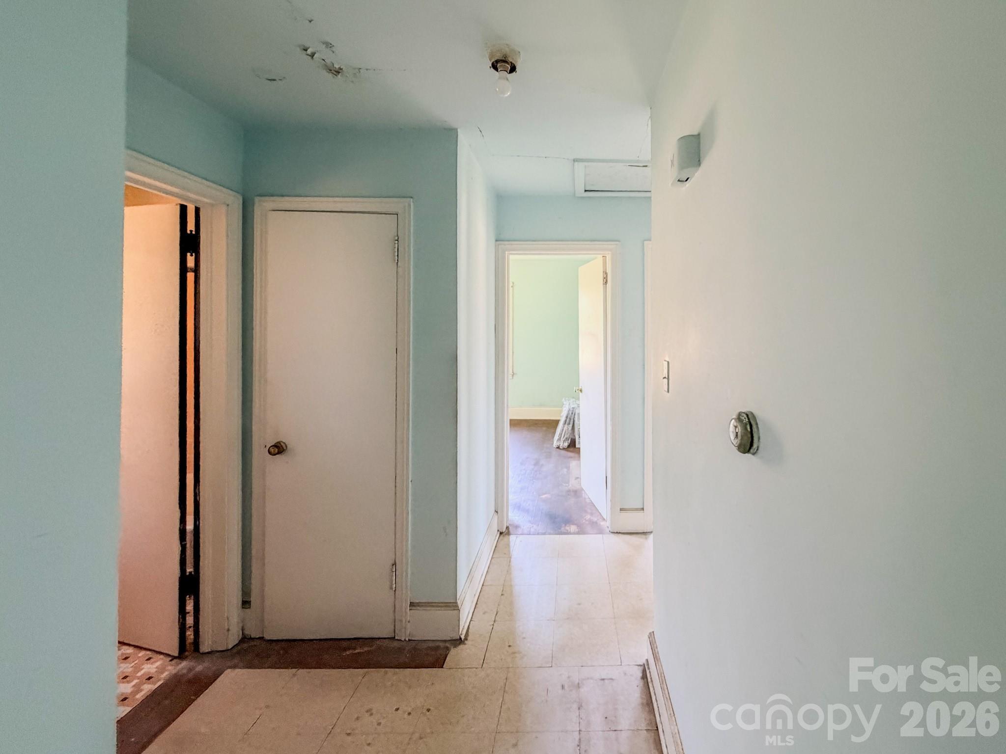 929 Mt Gallant Drive Property Photo 7
