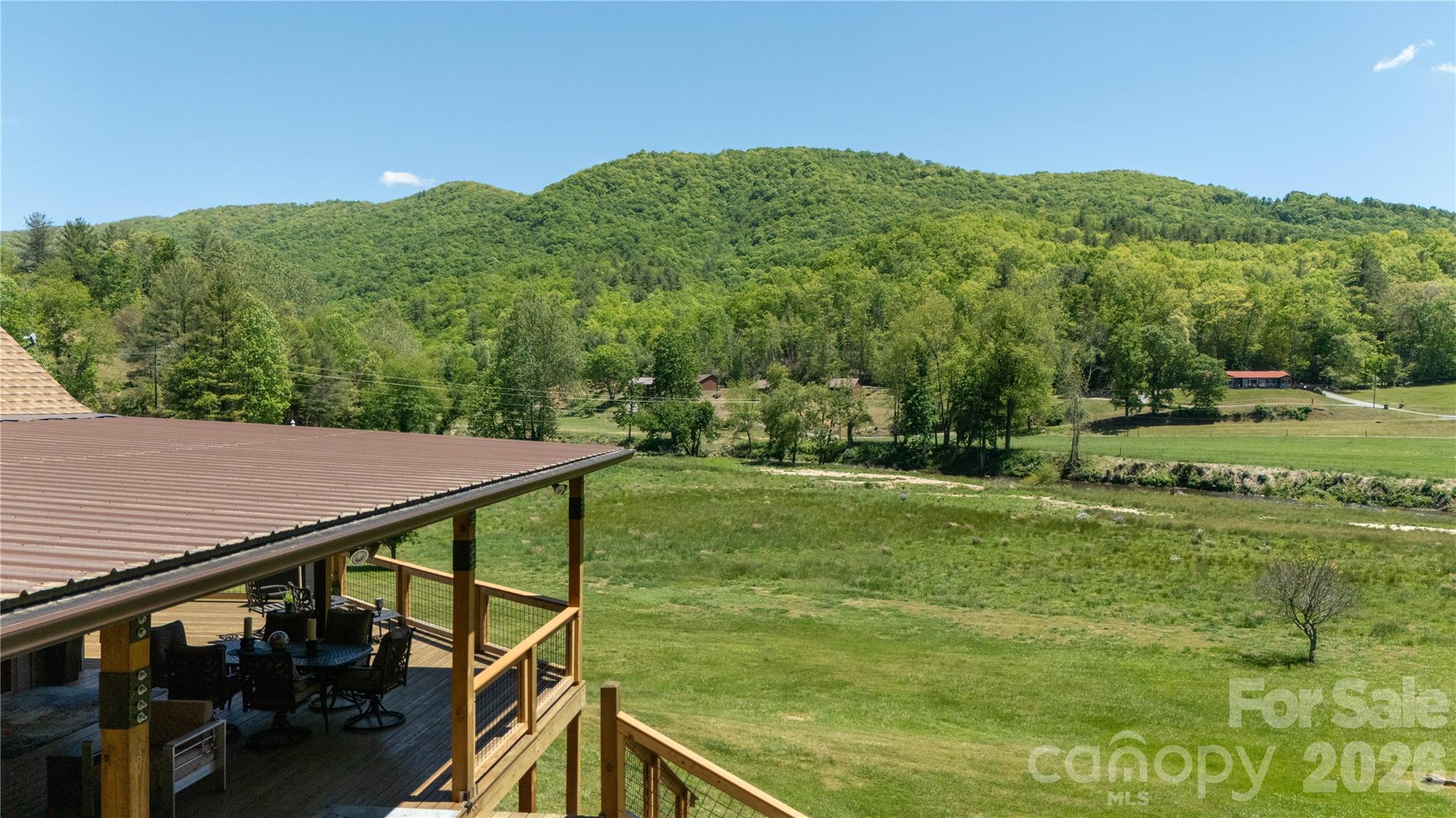 93 Franklin Crest Road Property Photo 17