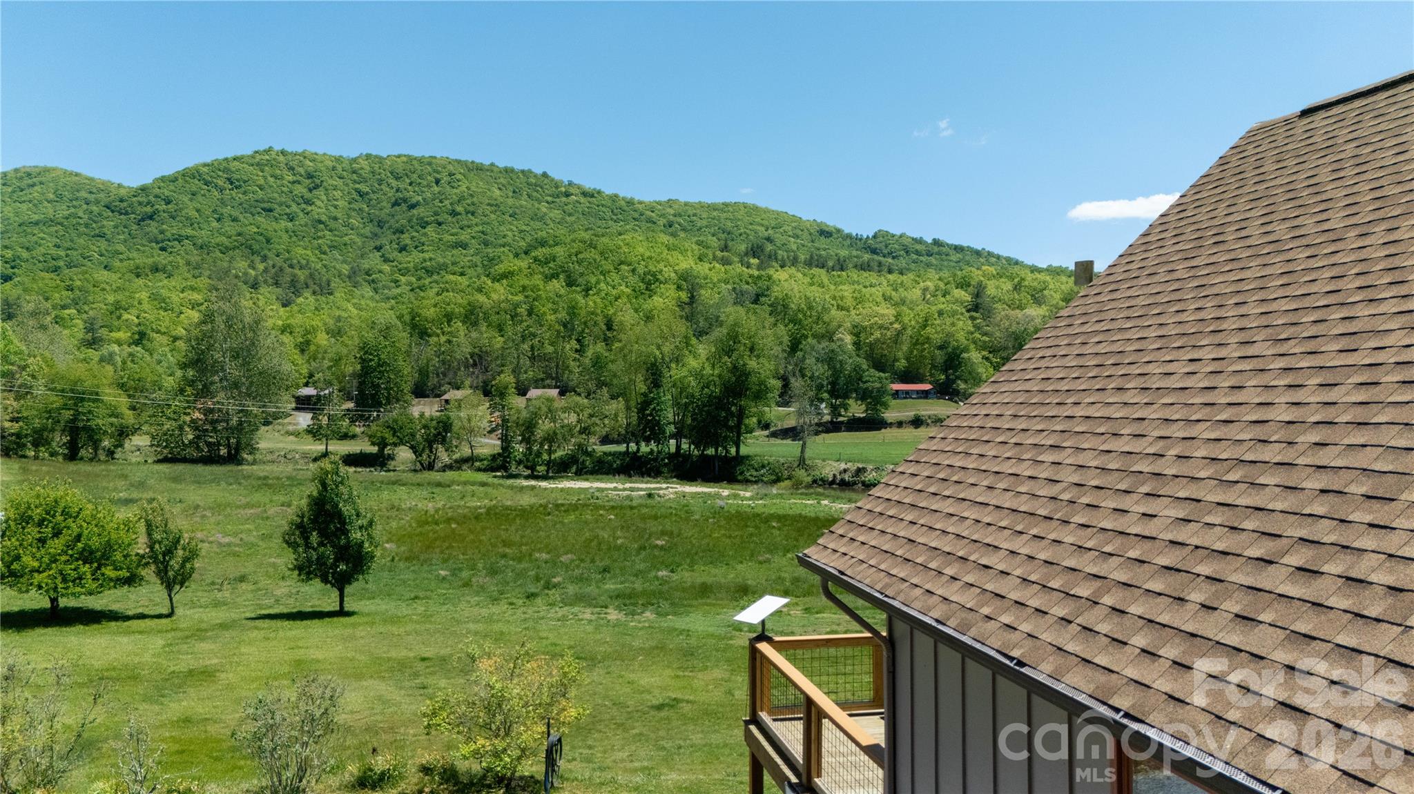 93 Franklin Crest Road Property Photo 18