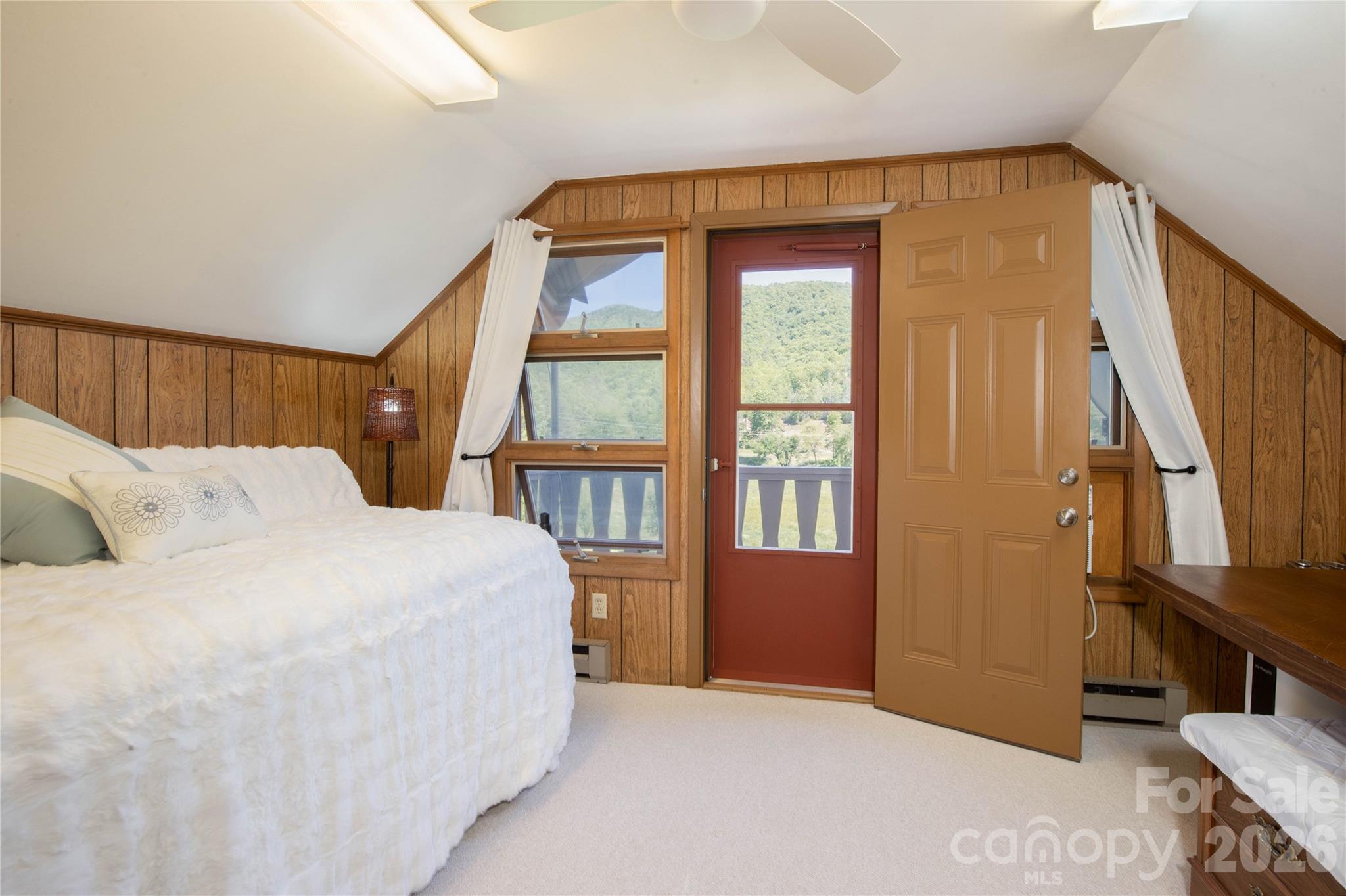 93 Franklin Crest Road Property Photo 36