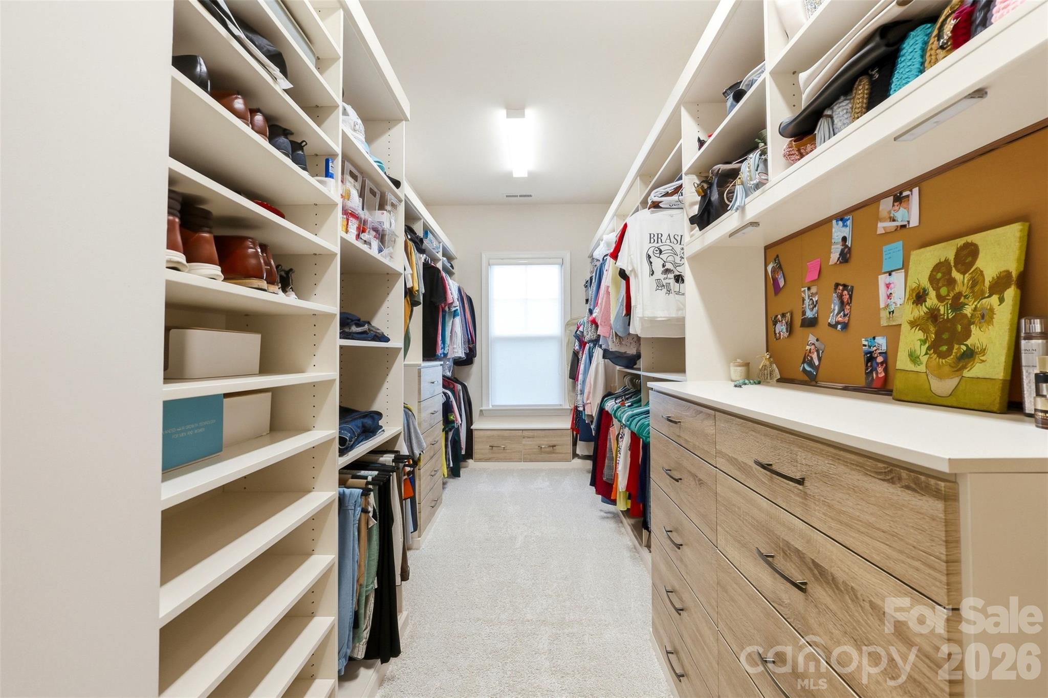 5701 Regal Way Property Photo 14