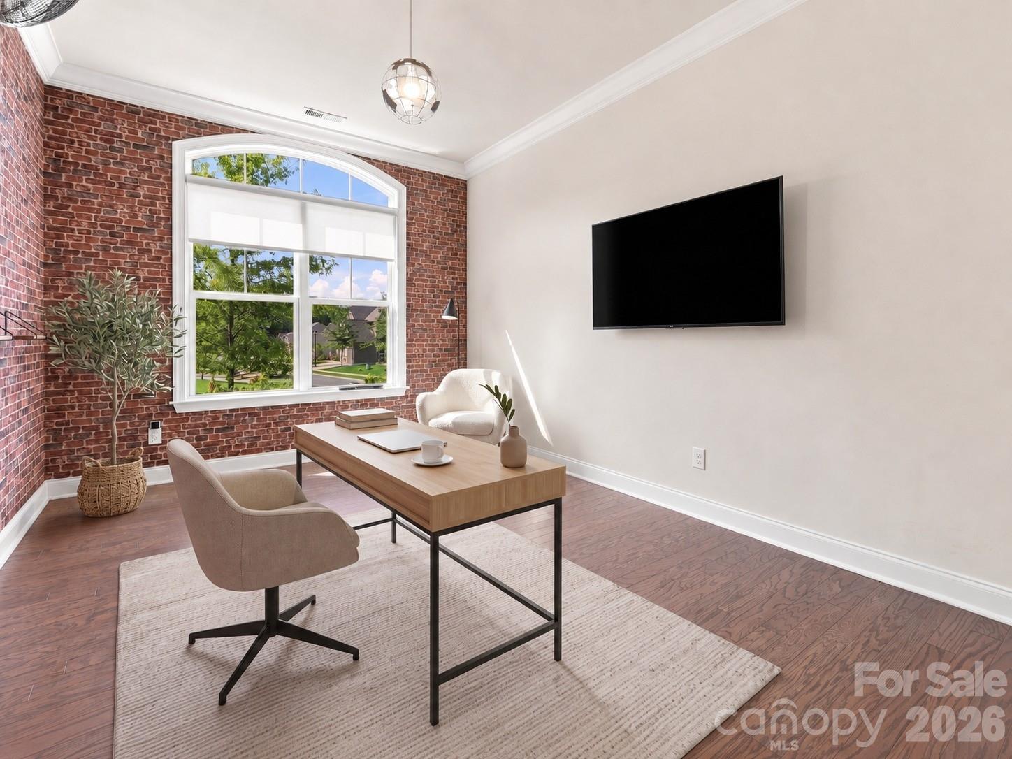 5701 Regal Way Property Photo 15
