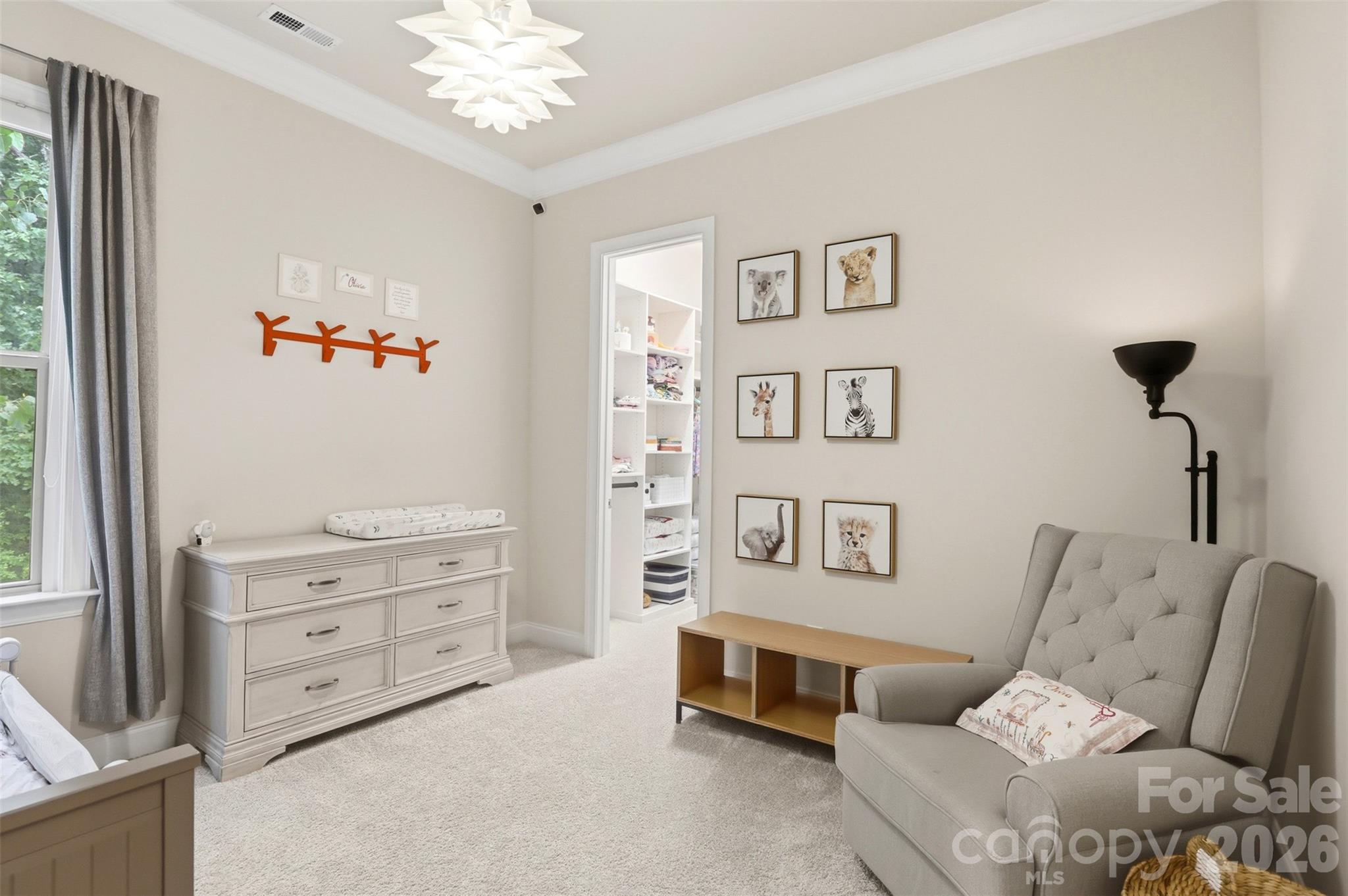 5701 Regal Way Property Photo 18