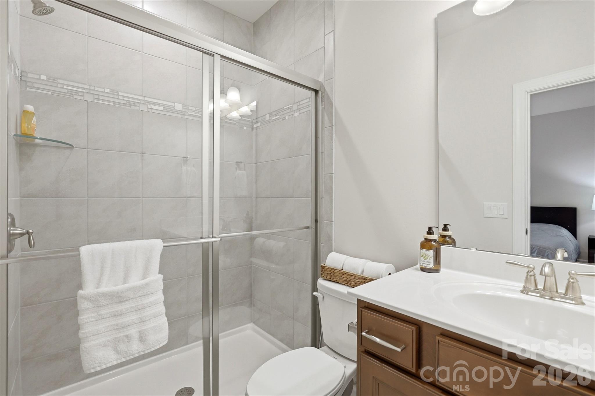 5701 Regal Way Property Photo 29