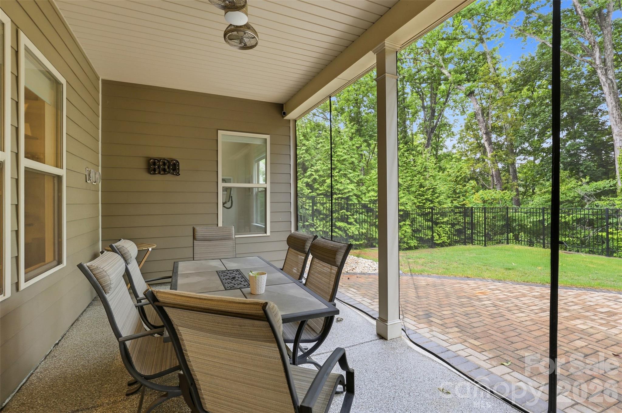 5701 Regal Way Property Photo 30