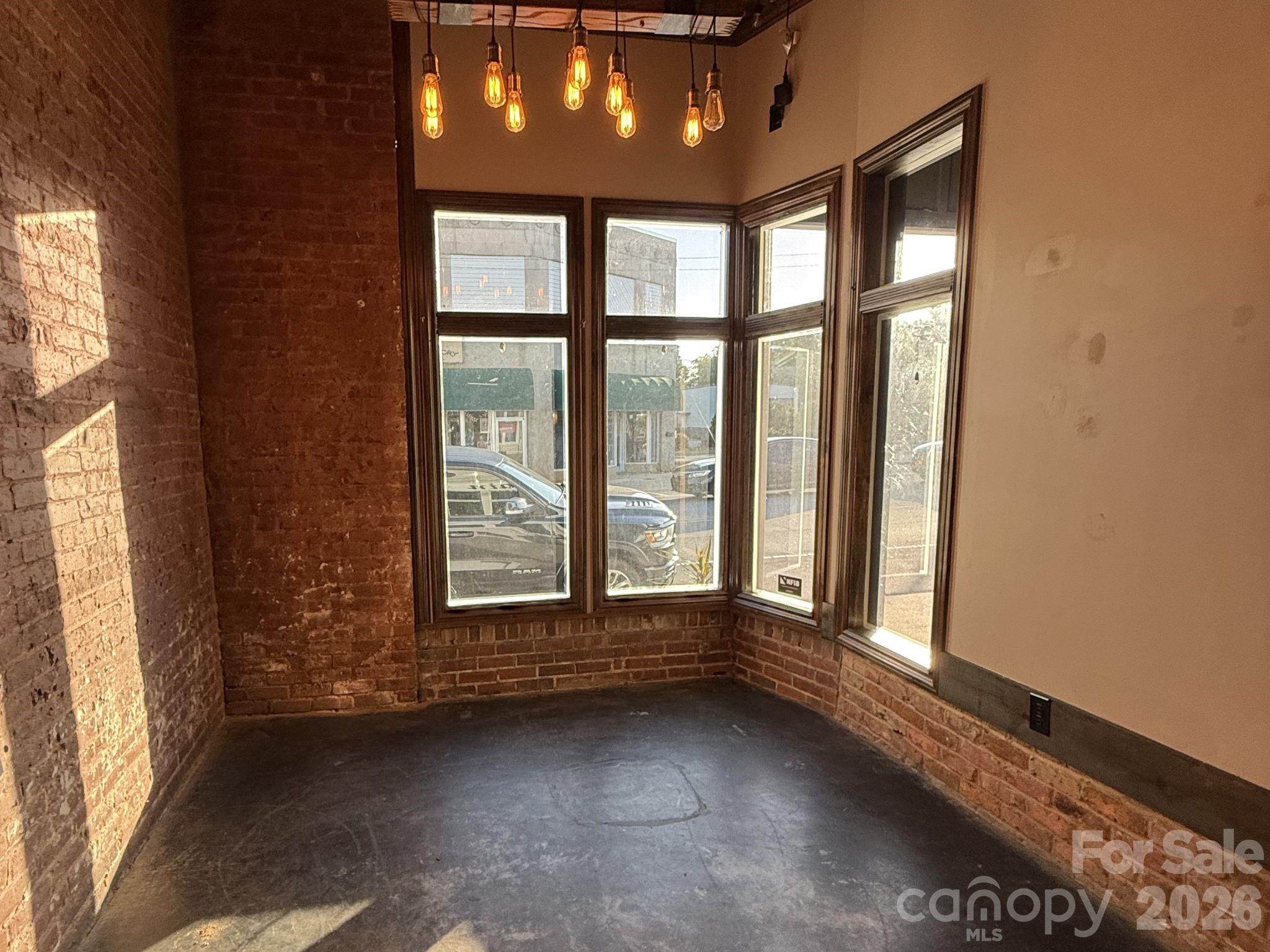 28 E Main Street Property Photo 5