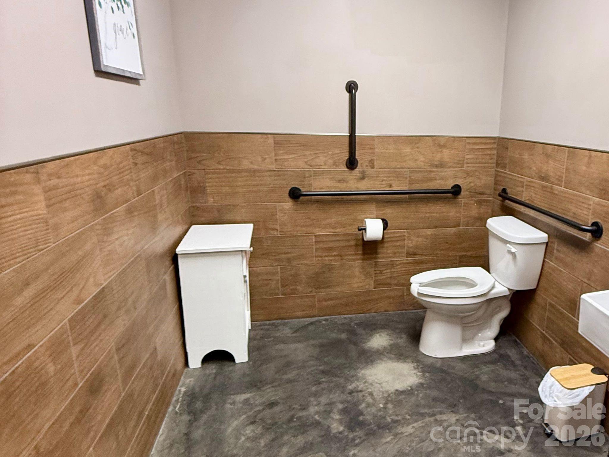 28 E Main Street Property Photo 12