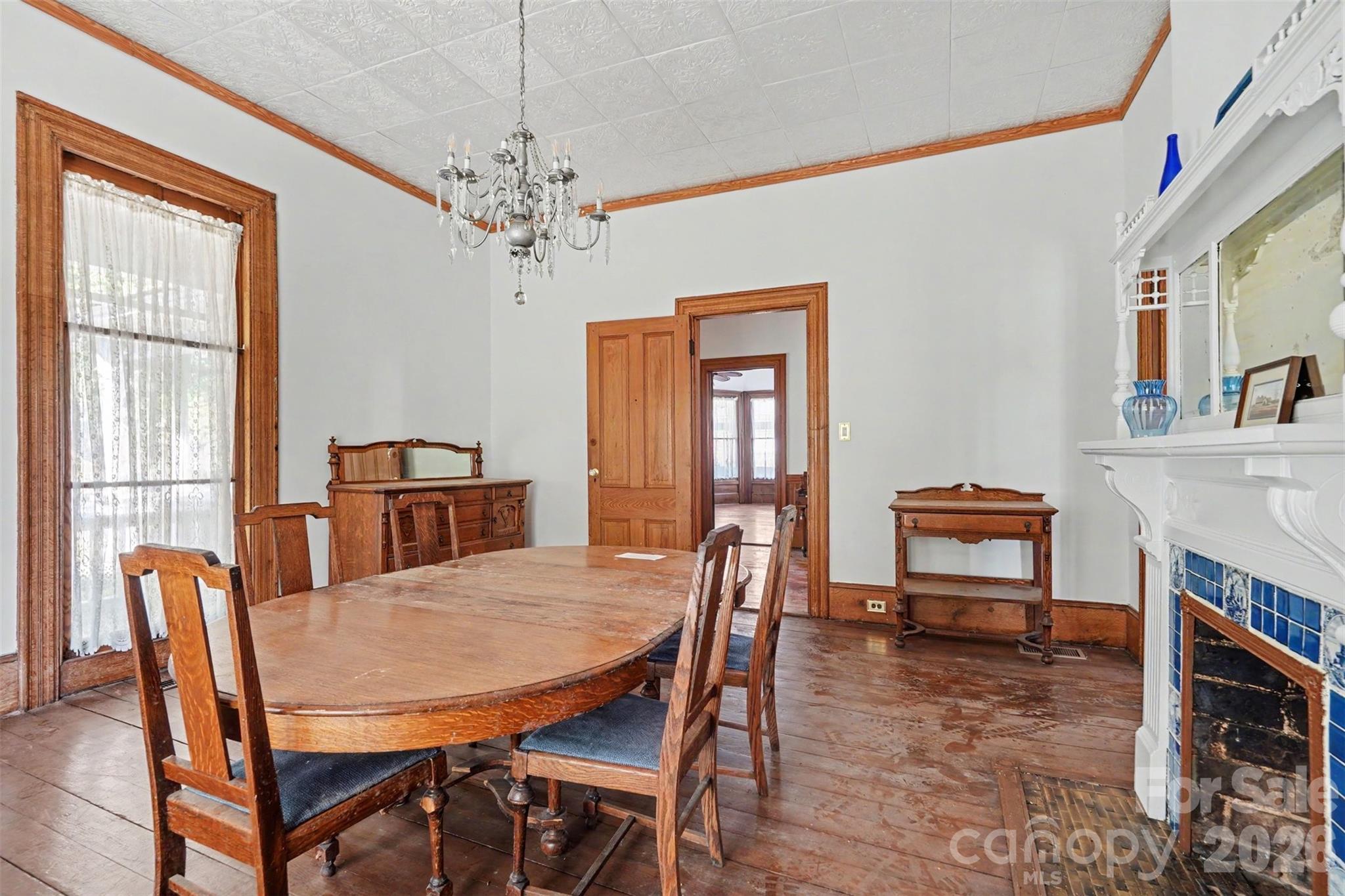 404 W Kerr Street Property Photo 15