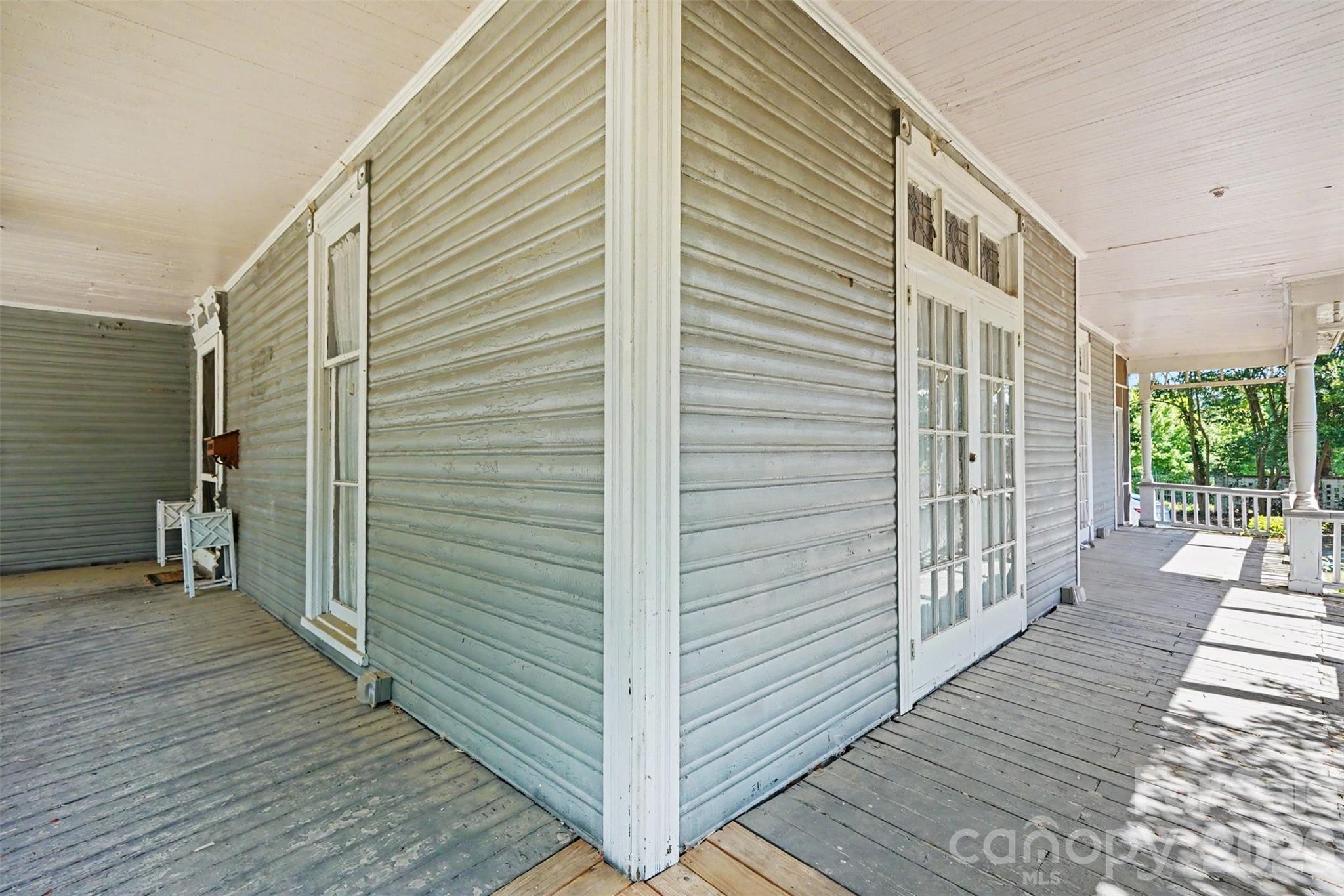 404 W Kerr Street Property Photo 42
