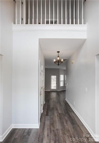 815 Knightsbridge Road Property Photo 3