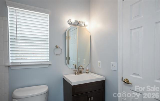 815 Knightsbridge Road Property Photo 18