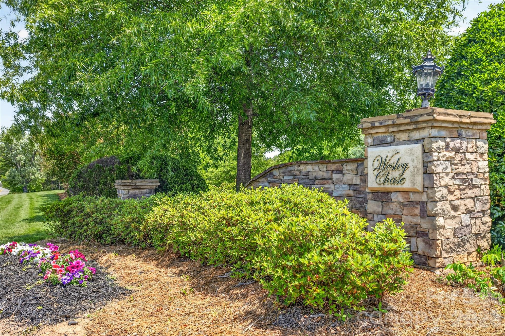 1008 Spring Rose Lane Property Photo 2