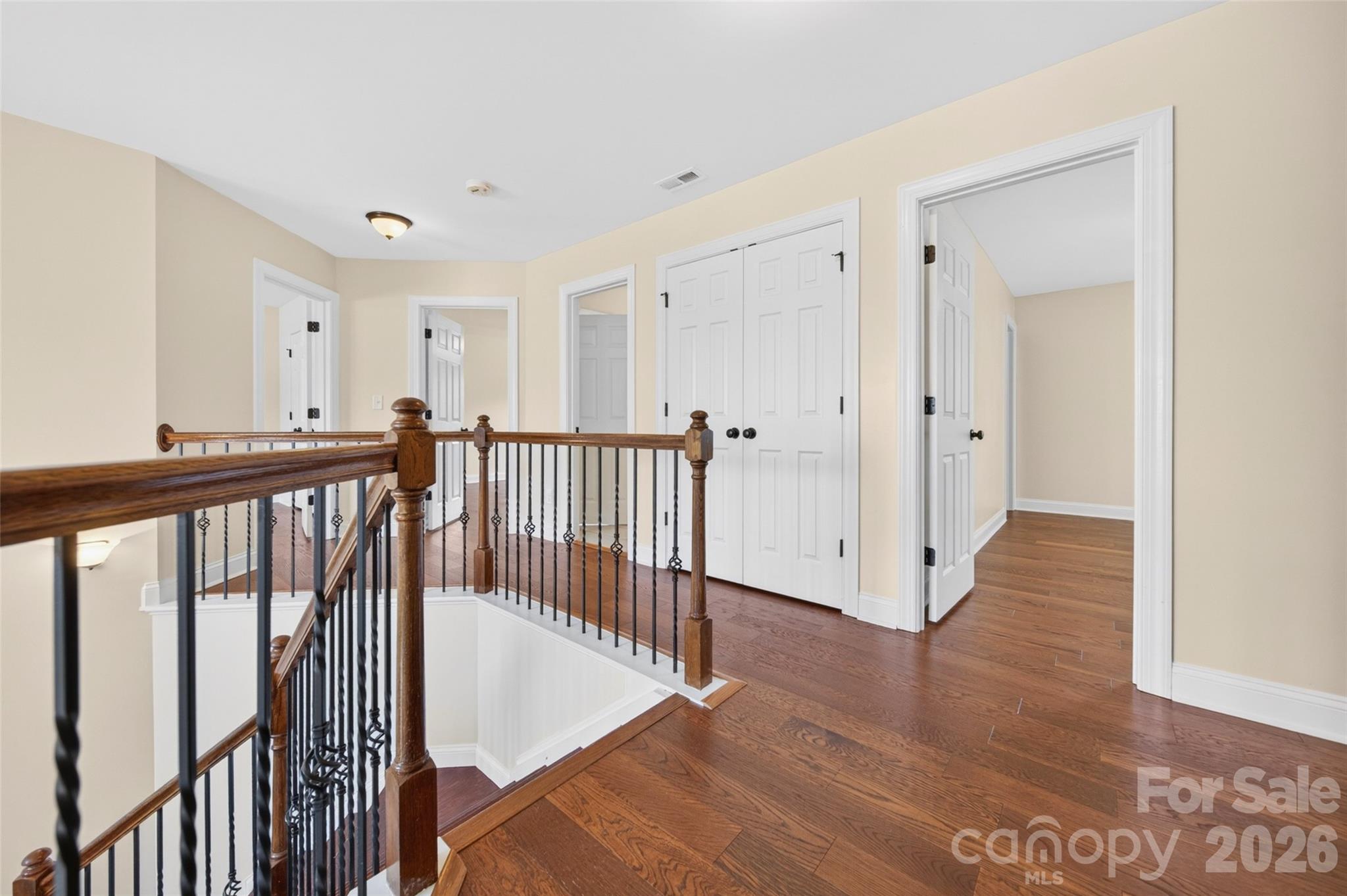 1008 Spring Rose Lane Property Photo 20