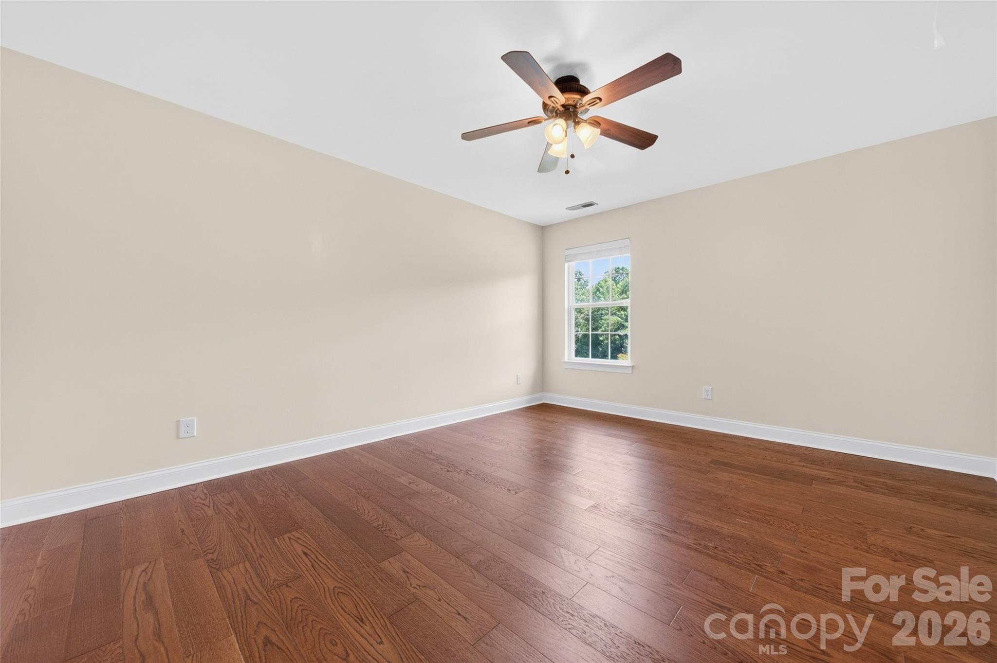 1008 Spring Rose Lane Property Photo 32