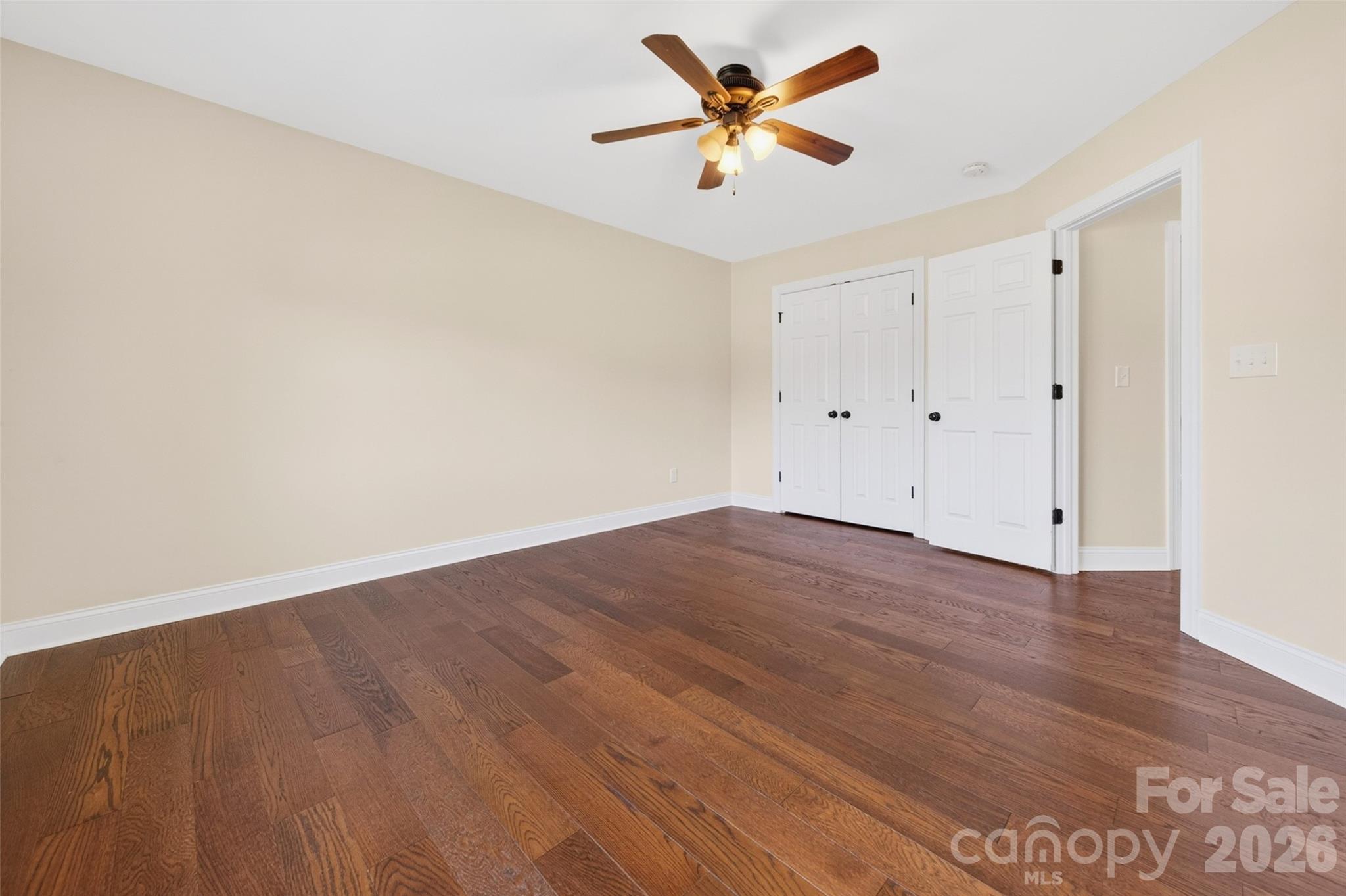 1008 Spring Rose Lane Property Photo 34