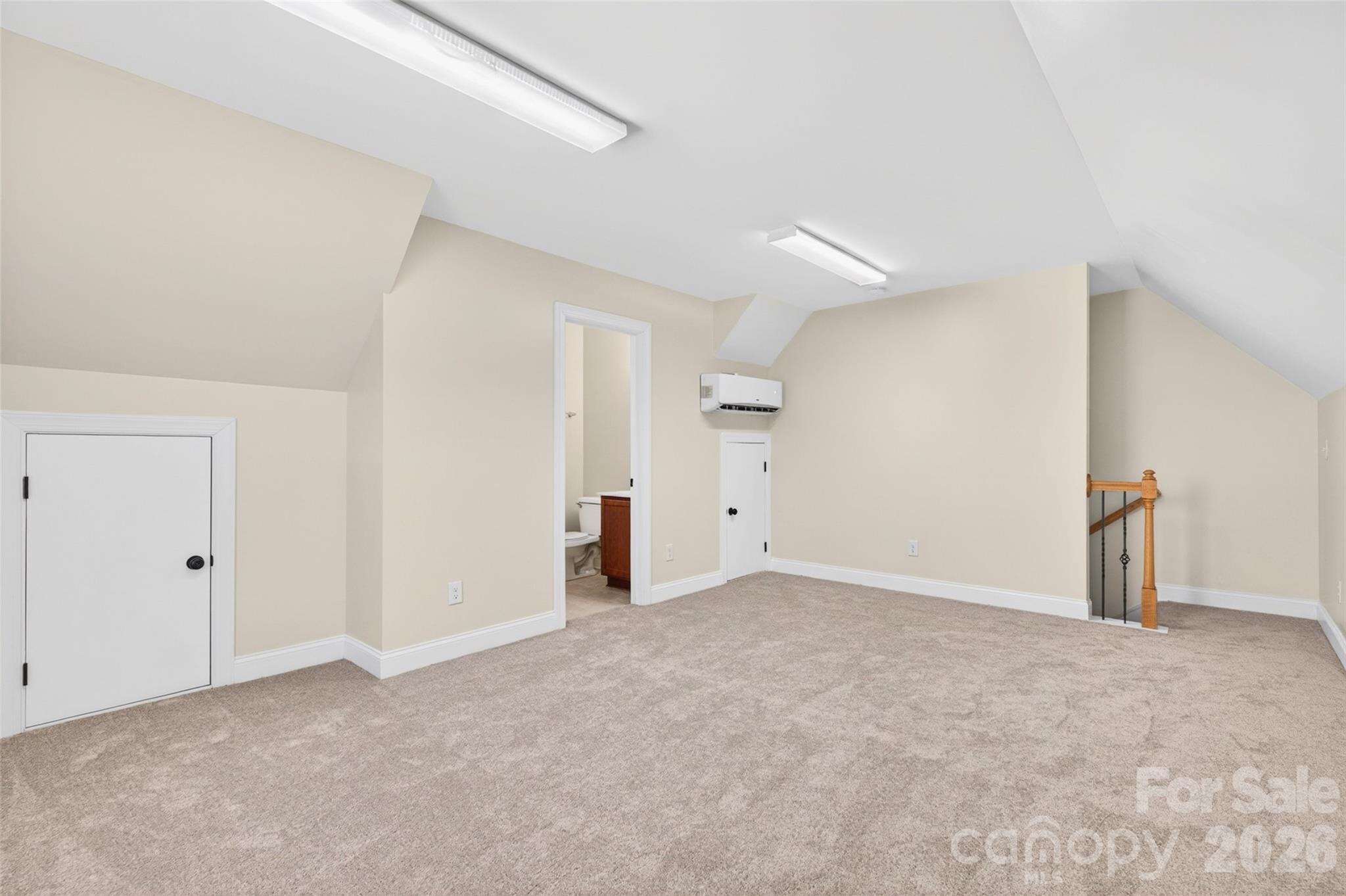1008 Spring Rose Lane Property Photo 39