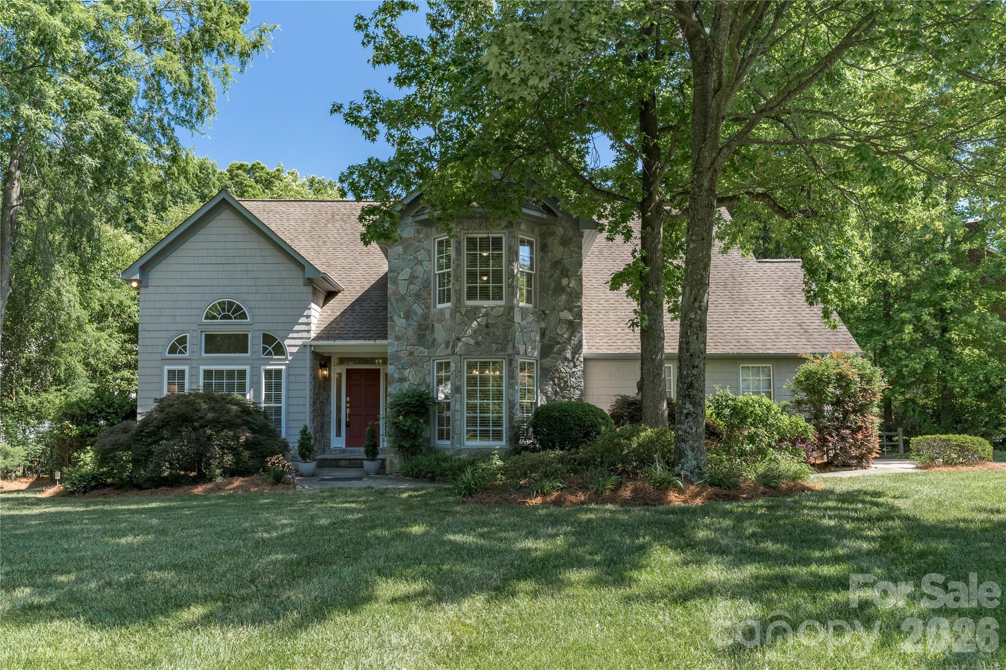 21121 Blakely Shores Drive Property Photo 1
