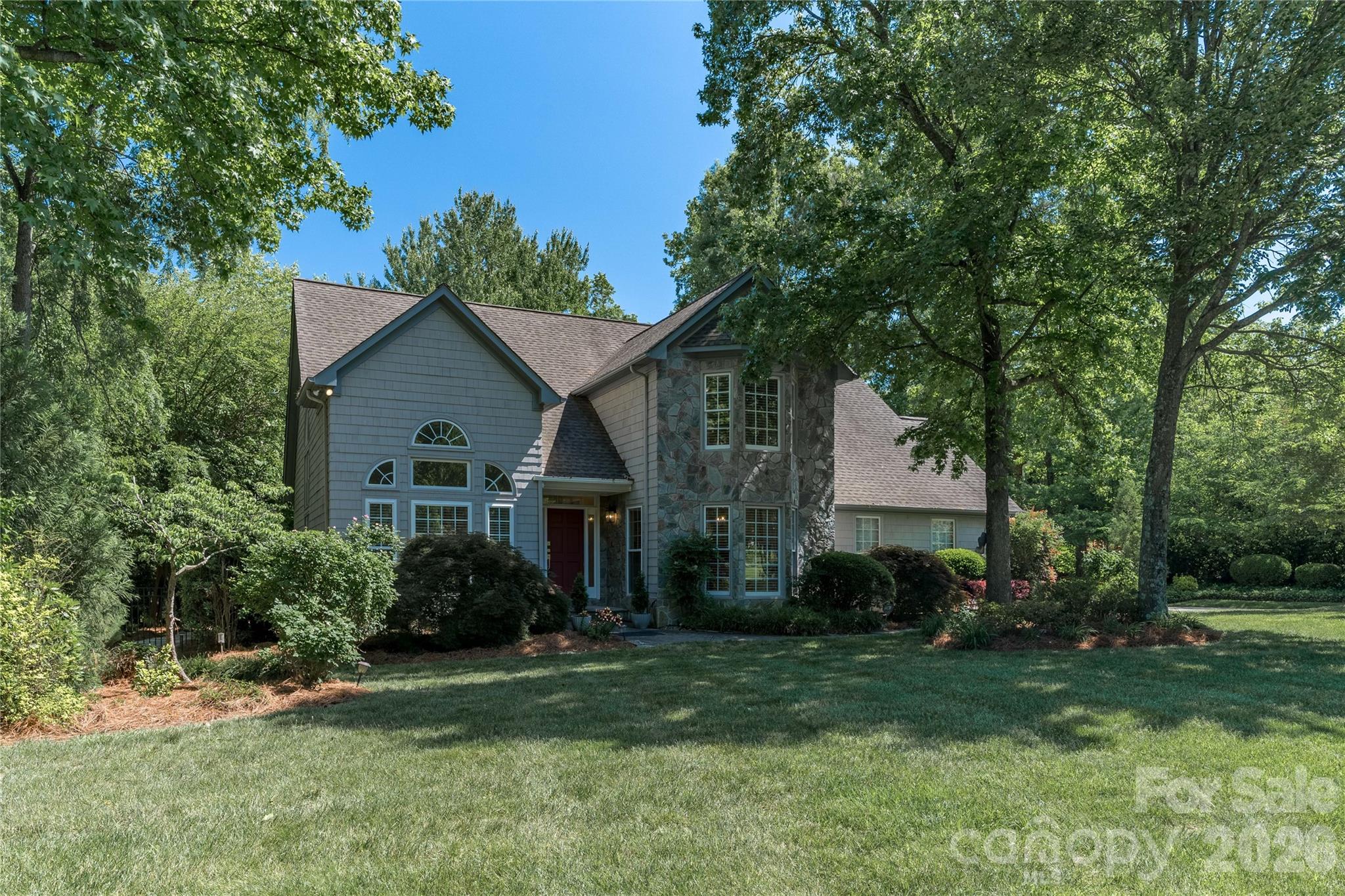 21121 Blakely Shores Drive Property Photo 2