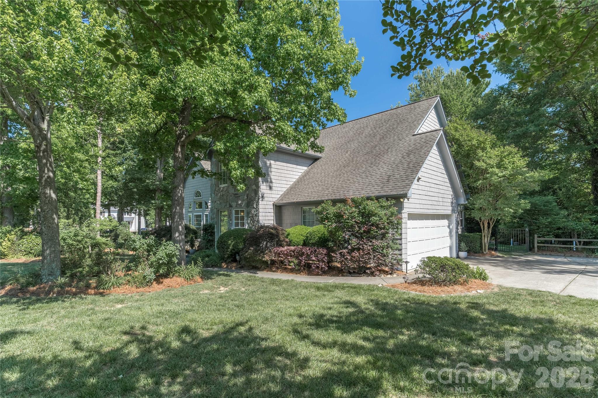 21121 Blakely Shores Drive Property Photo 4