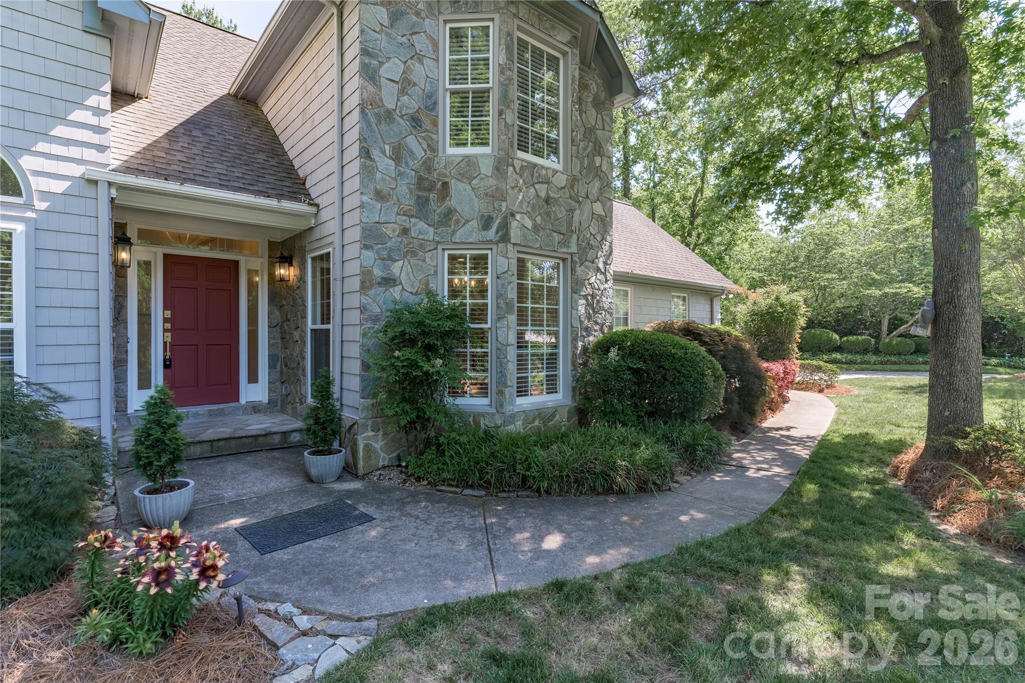 21121 Blakely Shores Drive Property Photo 5