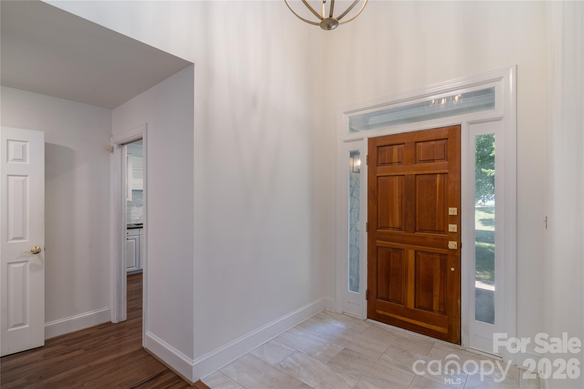 21121 Blakely Shores Drive Property Photo 6