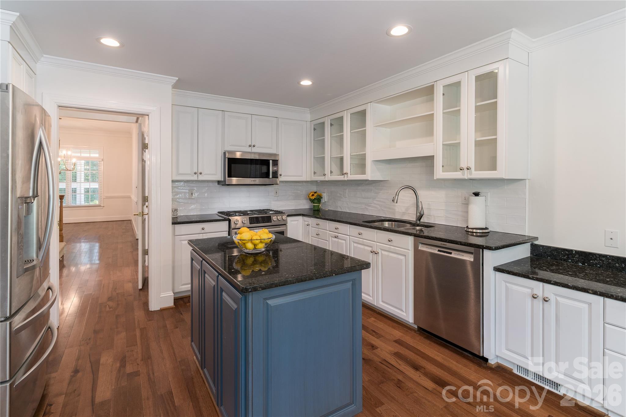 21121 Blakely Shores Drive Property Photo 13