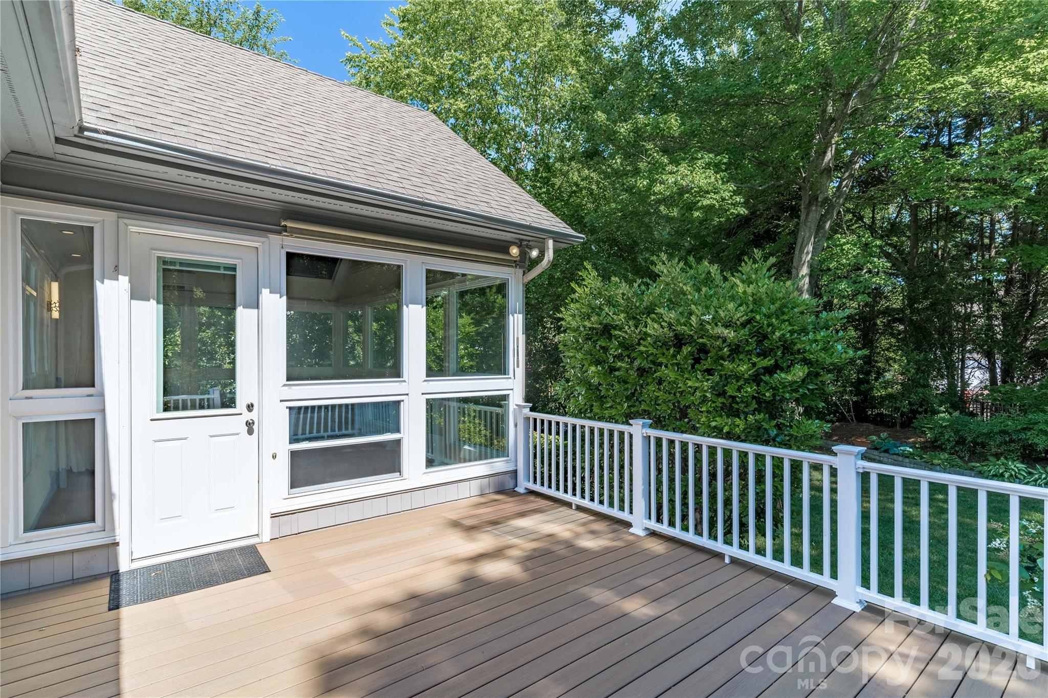 21121 Blakely Shores Drive Property Photo 34