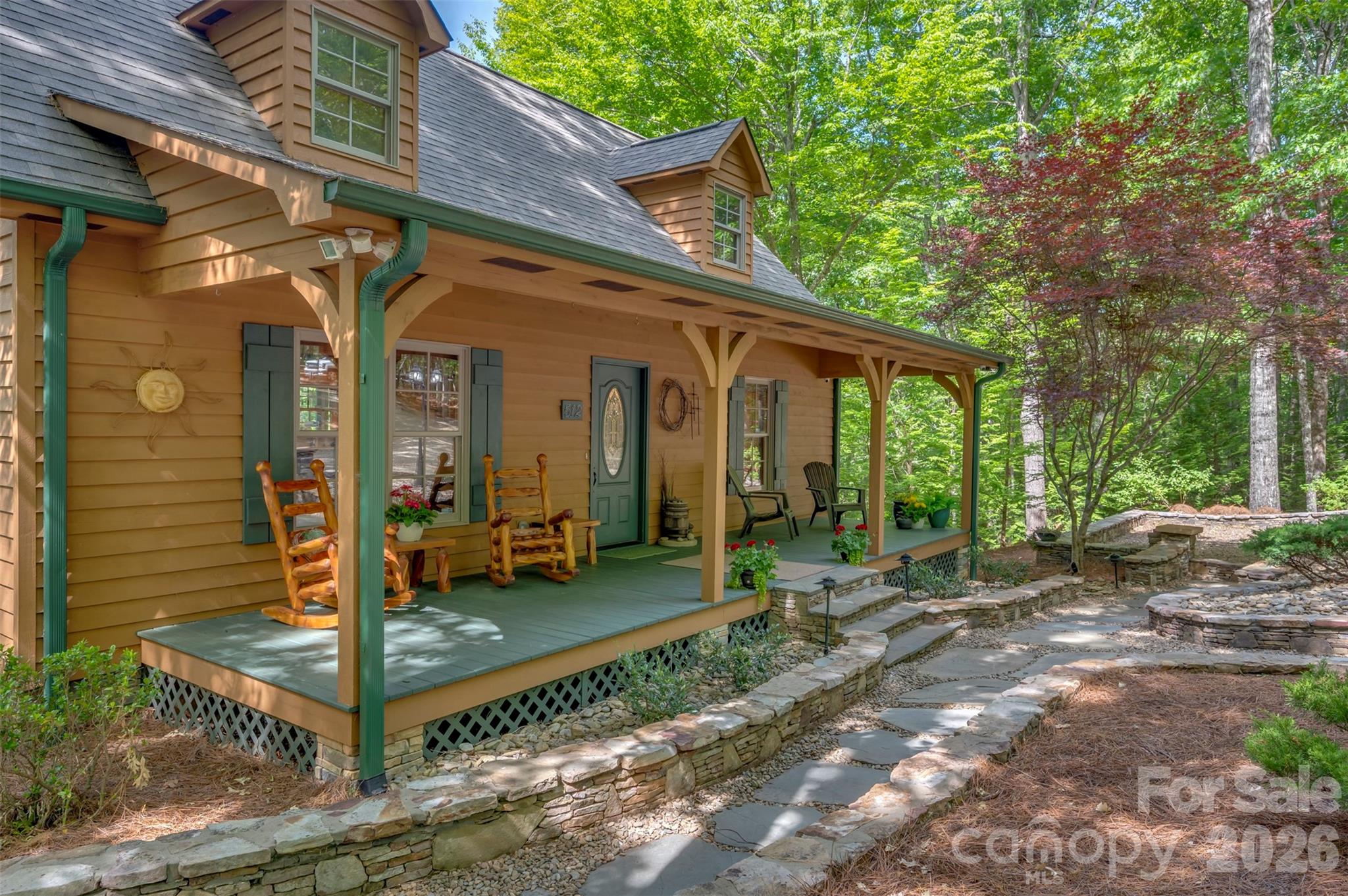 512 Indian Forest Drive Property Photo 4