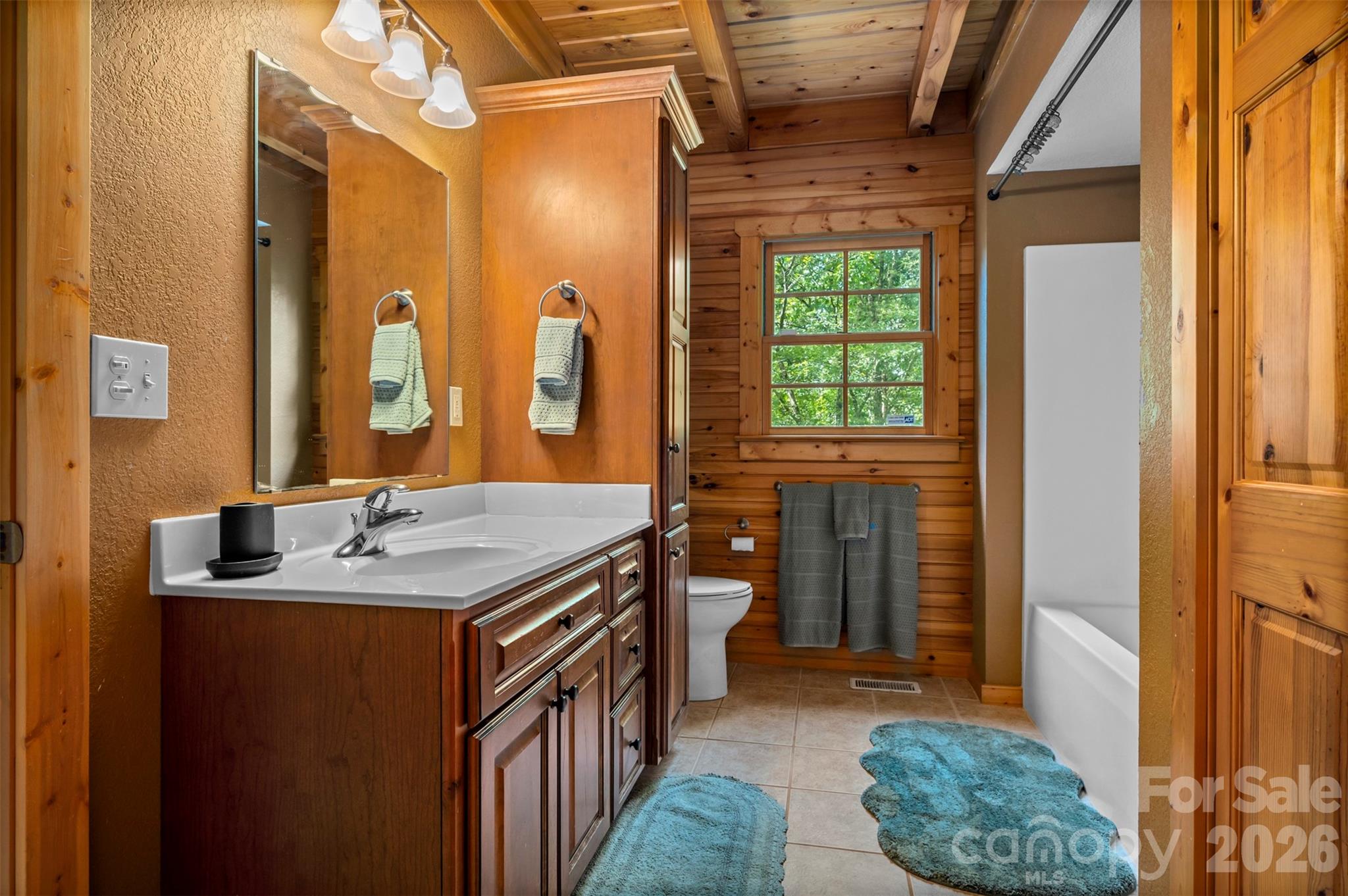 512 Indian Forest Drive Property Photo 19