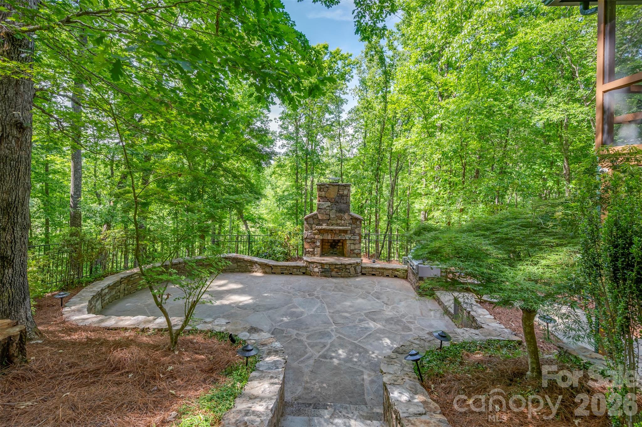 512 Indian Forest Drive Property Photo 36