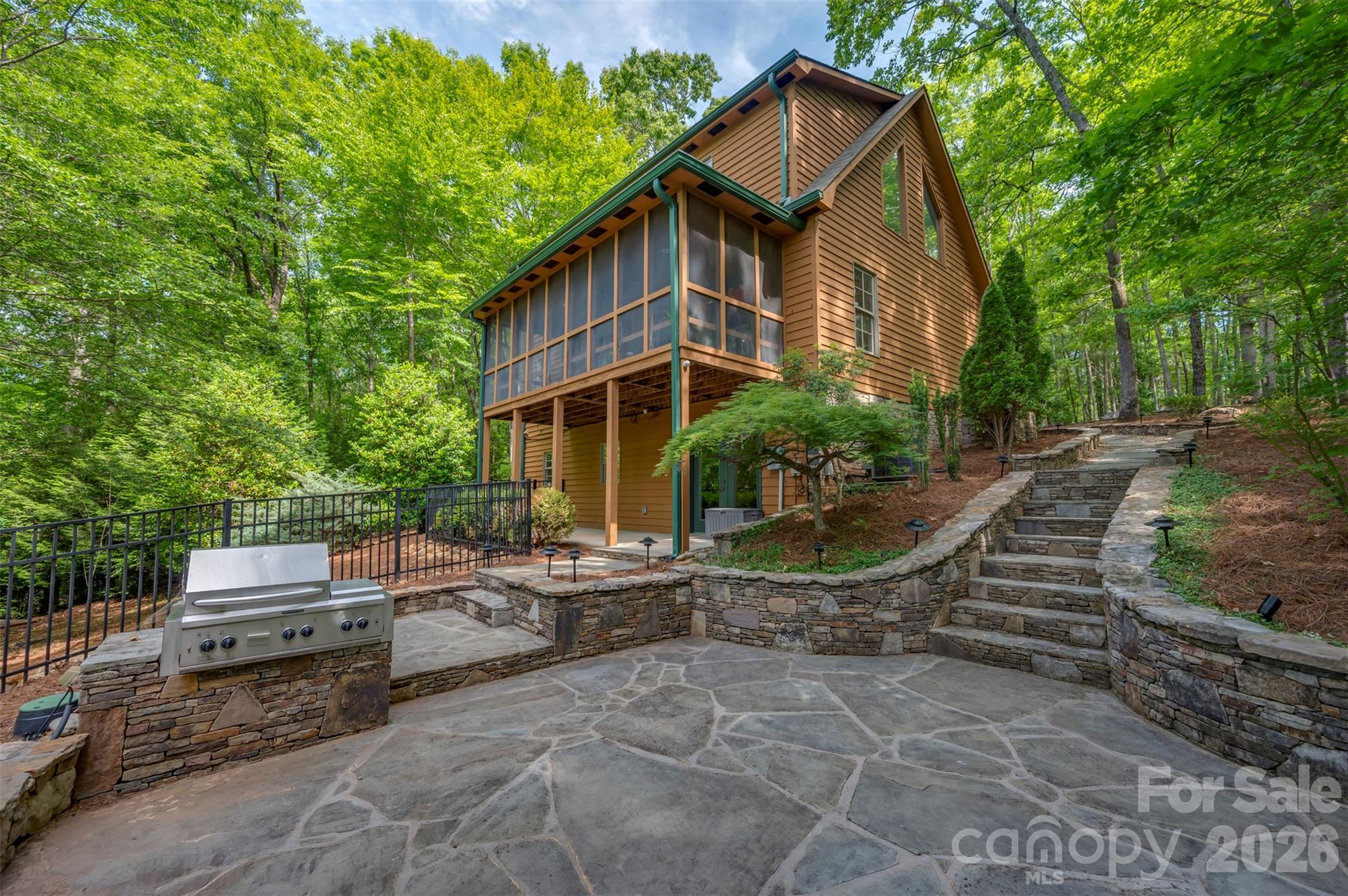 512 Indian Forest Drive Property Photo 39