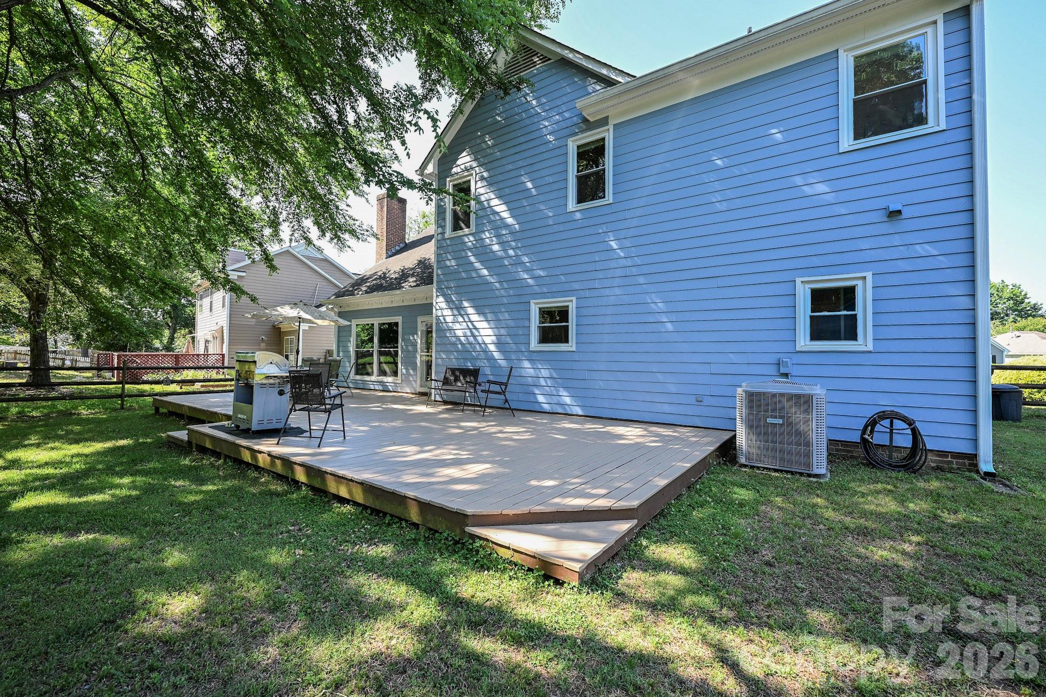 9101 Castlebay Drive Property Photo 7