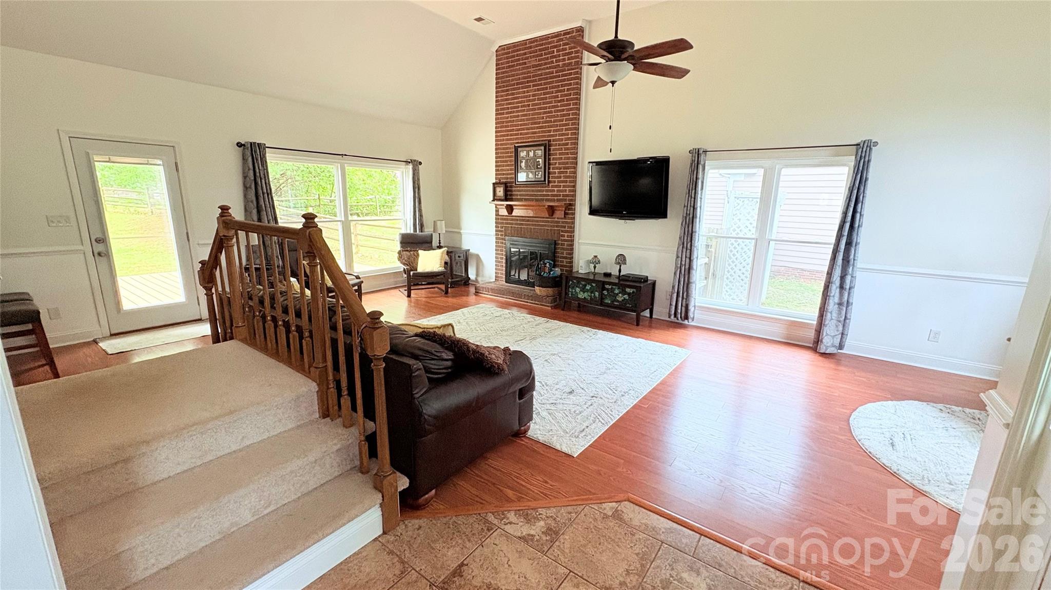9101 Castlebay Drive Property Photo 25