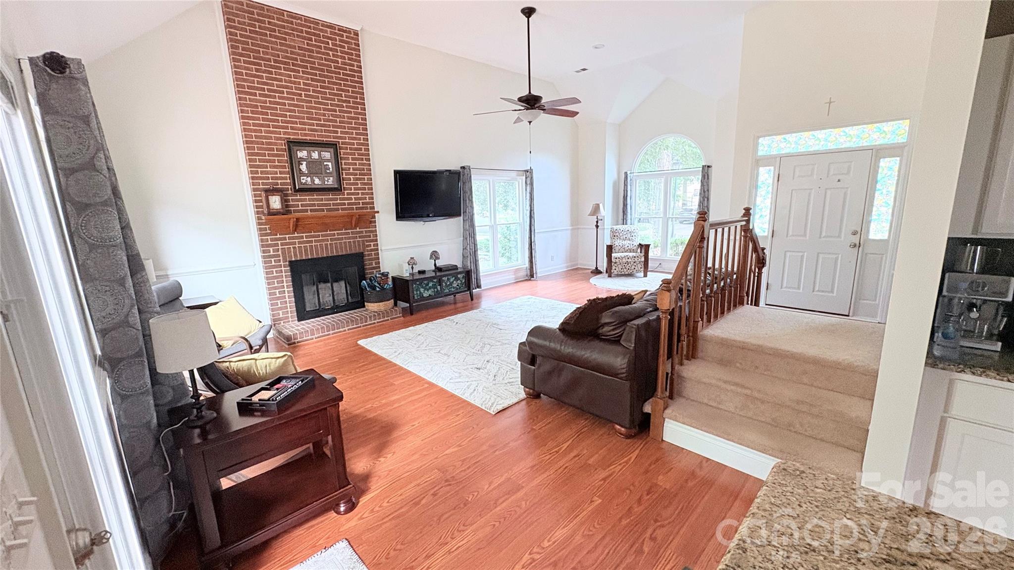 9101 Castlebay Drive Property Photo 27