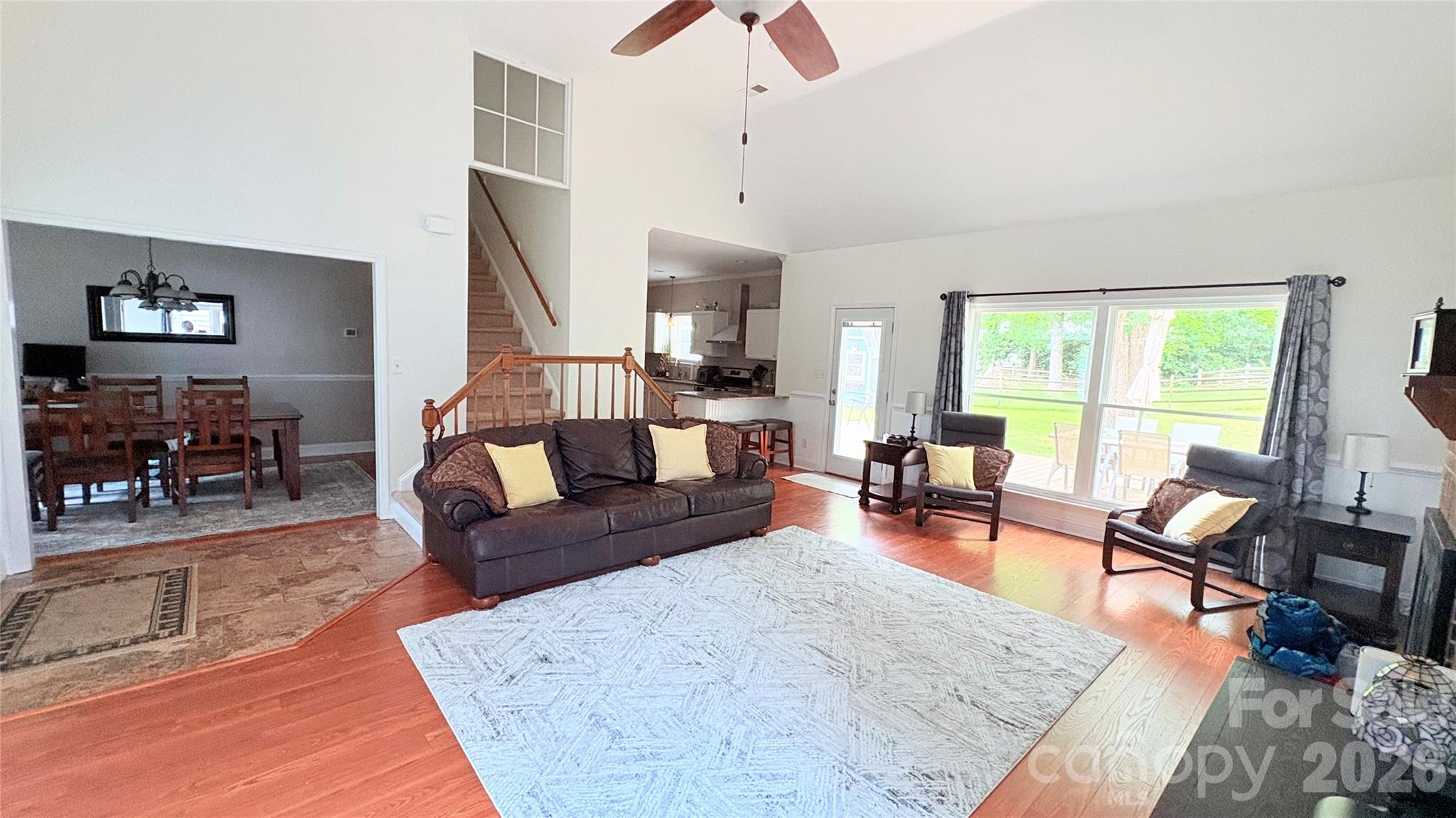 9101 Castlebay Drive Property Photo 28