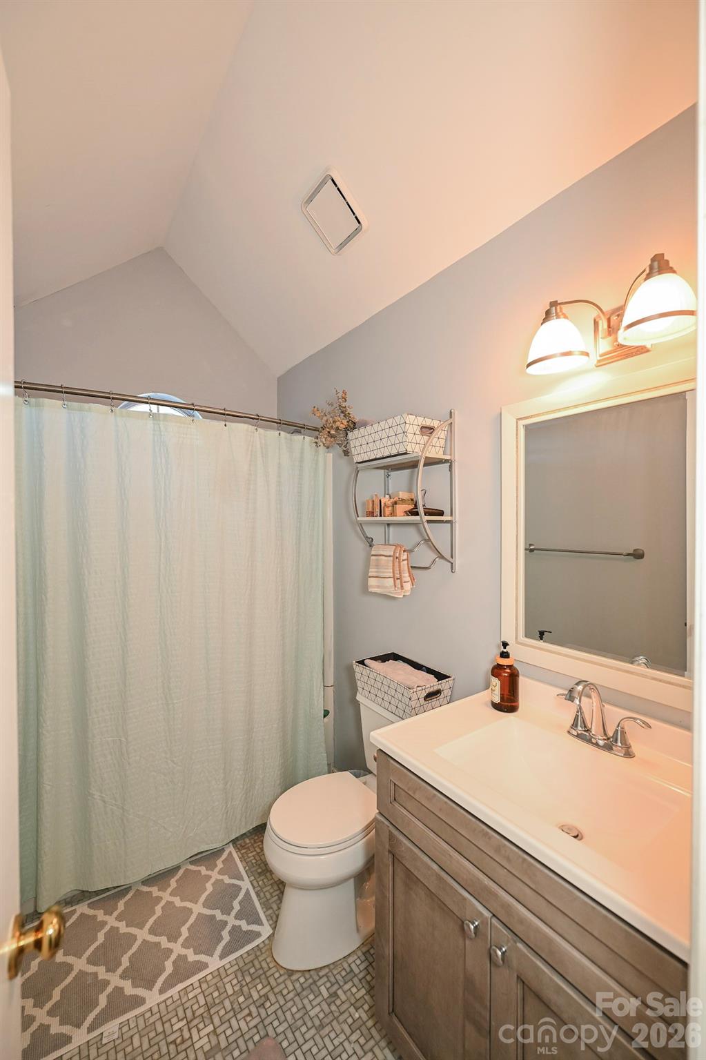 9101 Castlebay Drive Property Photo 41