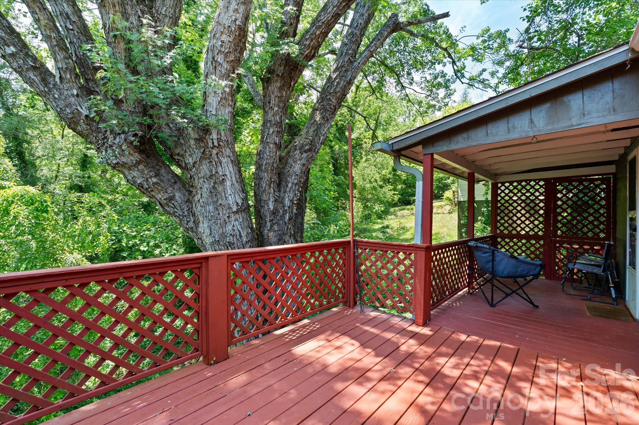 224 Aurora Drive Property Photo 13