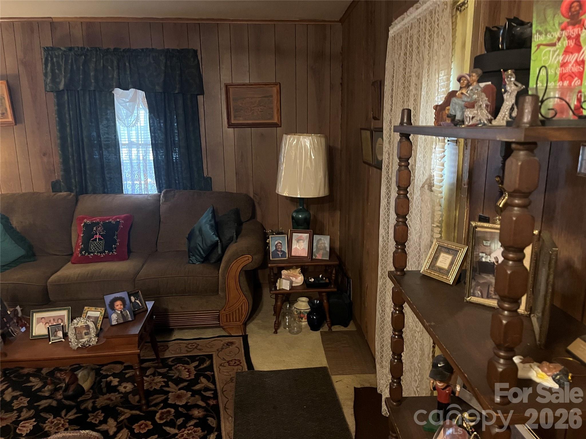 2618 Roslyn Avenue Property Photo 7