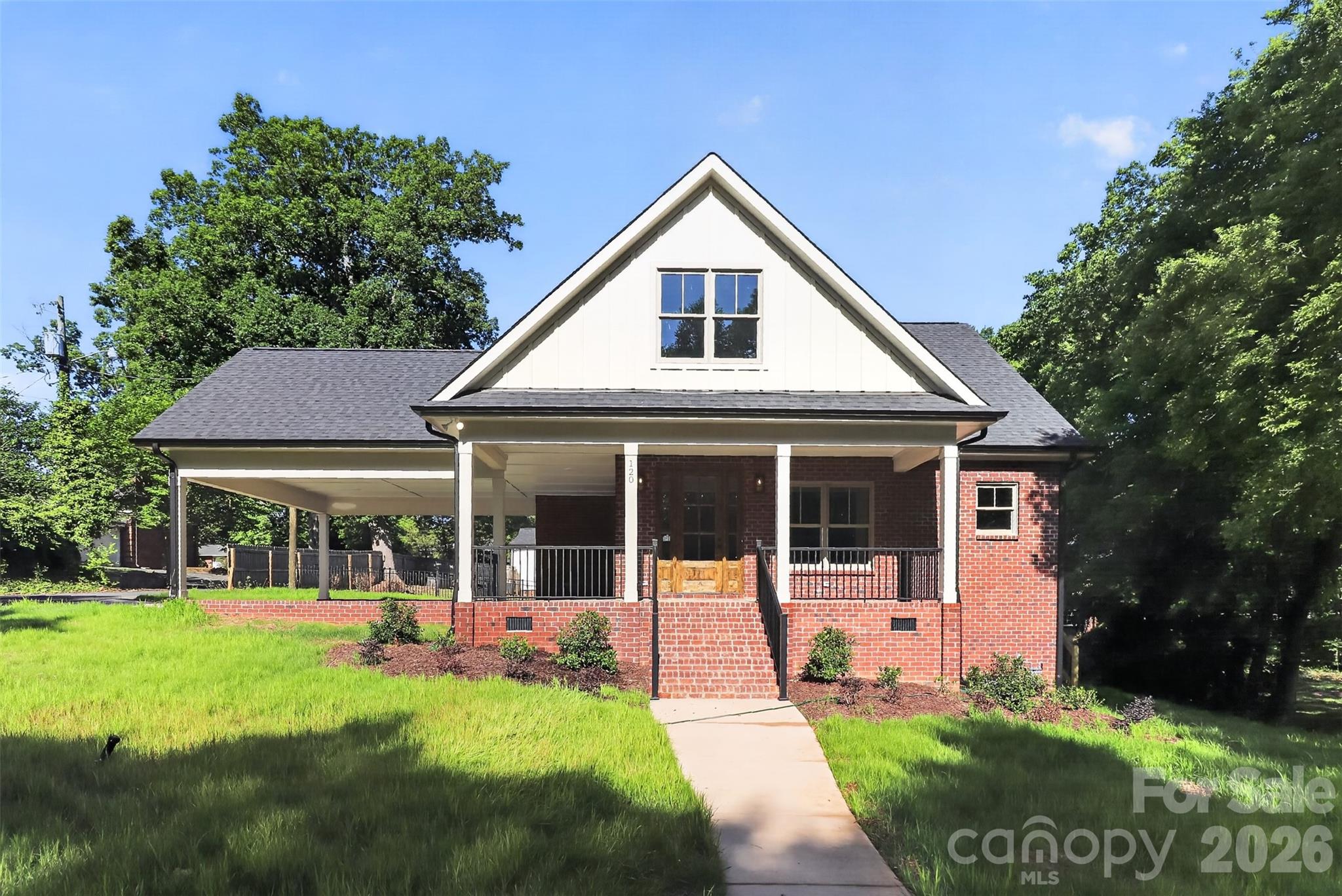 120 S Crawford Street Property Photo 1