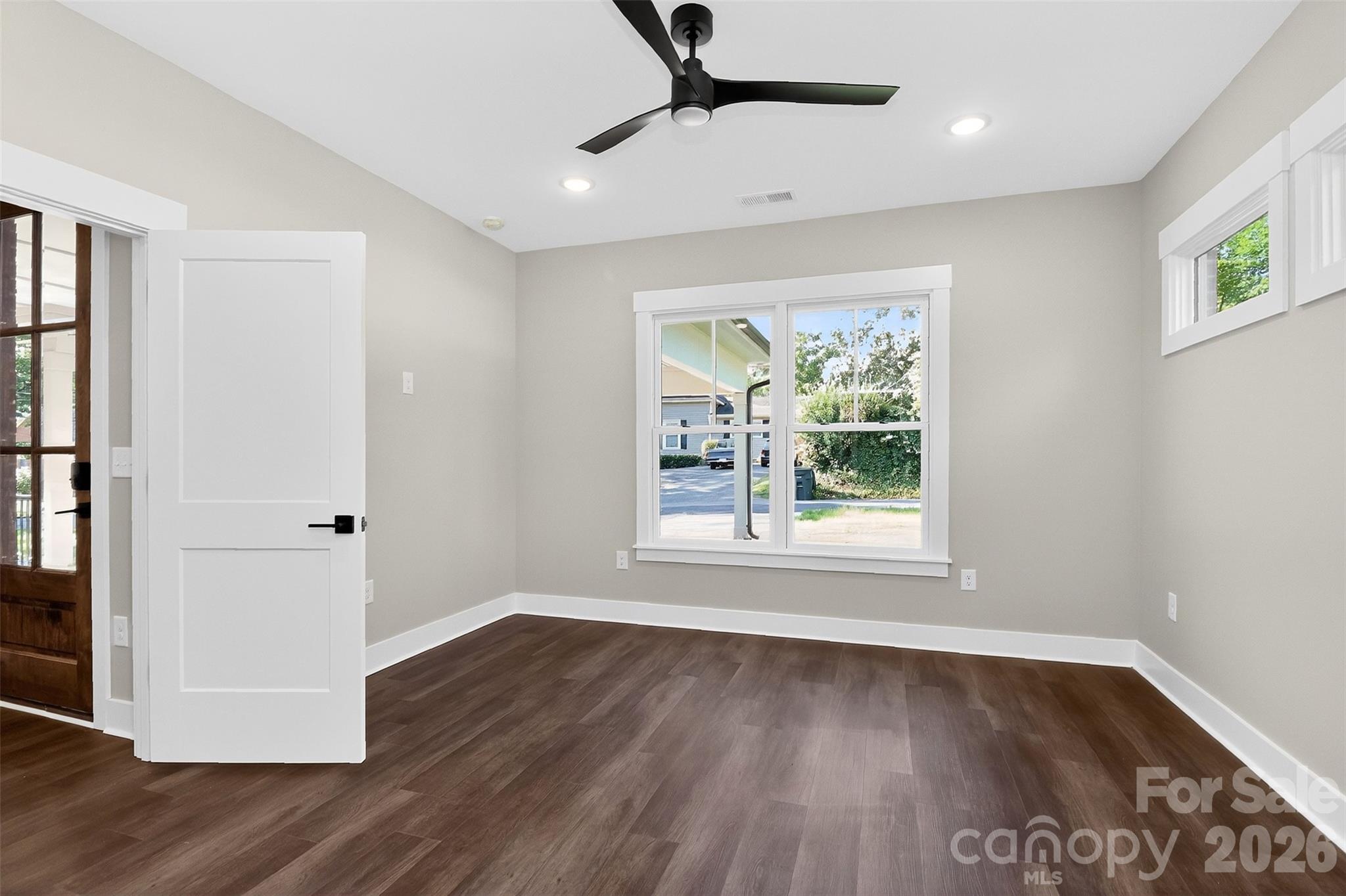 120 S Crawford Street Property Photo 14