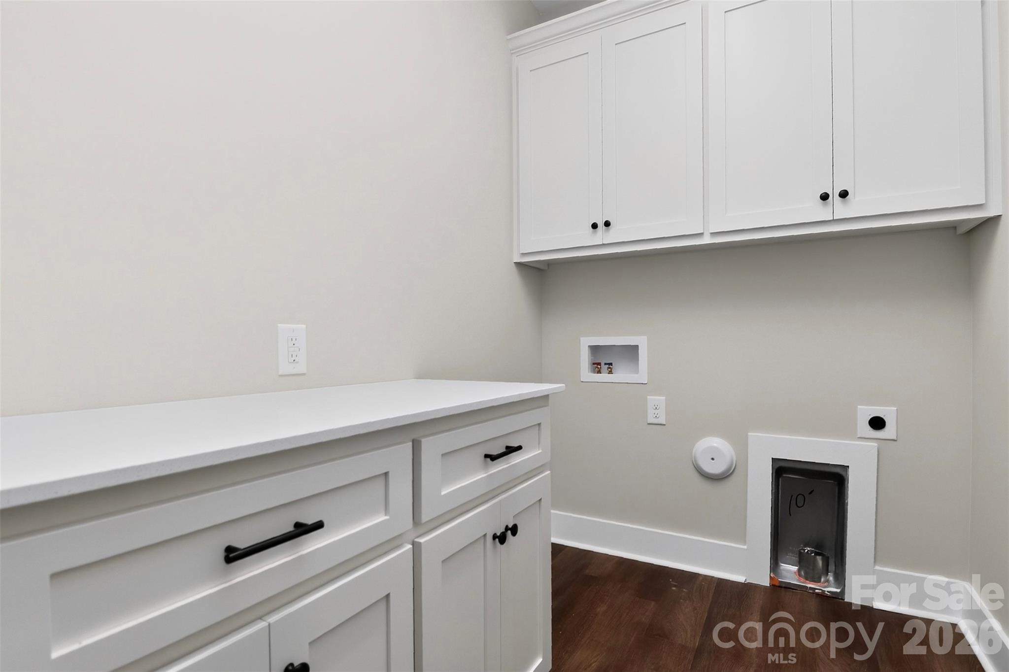 120 S Crawford Street Property Photo 20