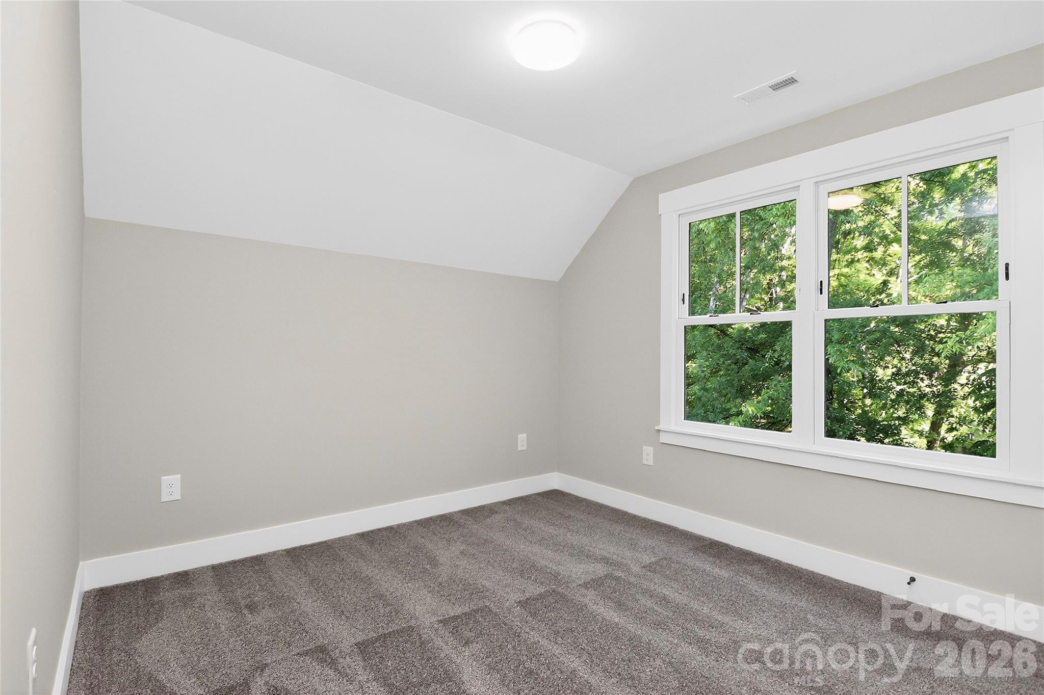 120 S Crawford Street Property Photo 28
