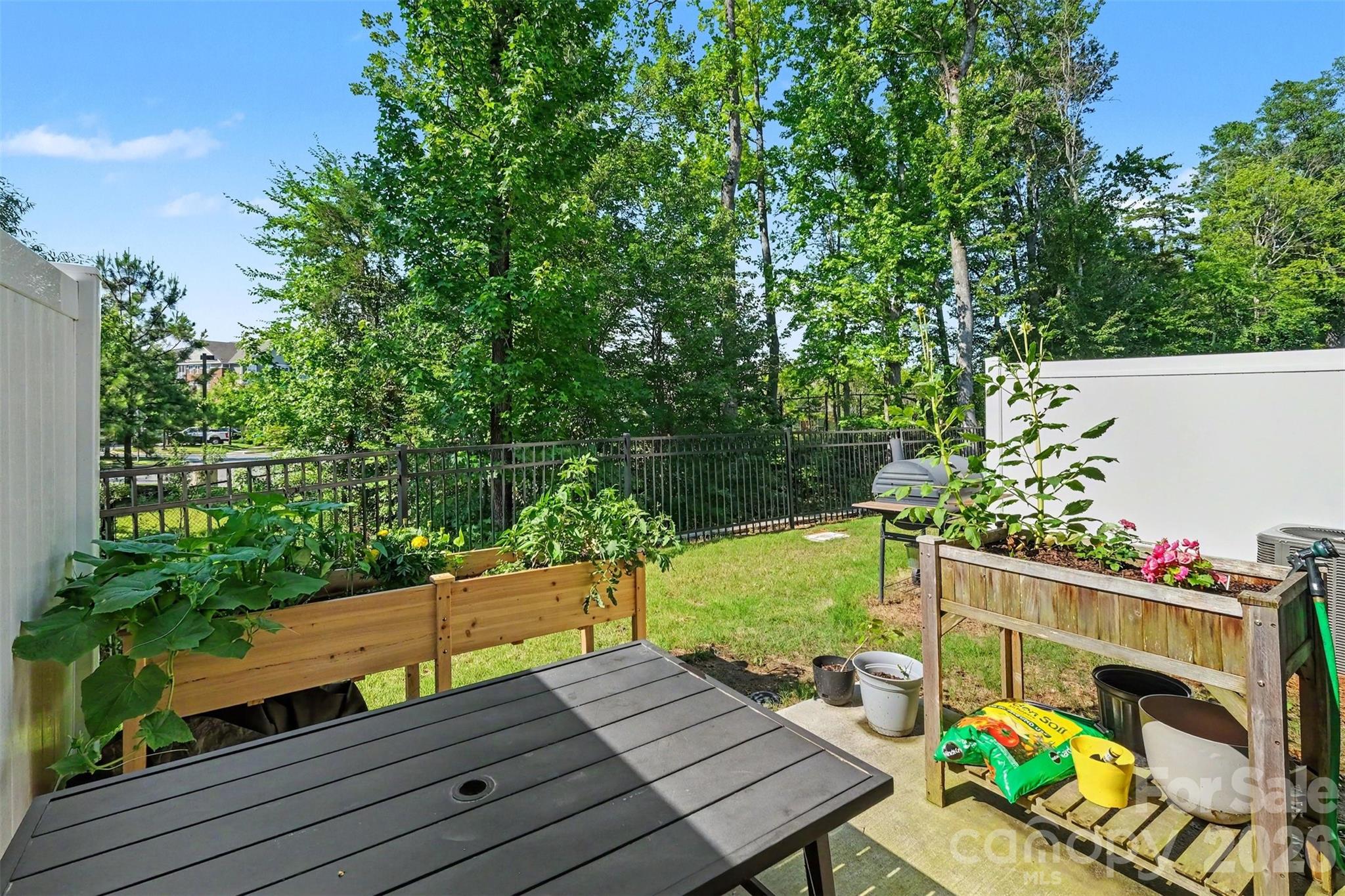 2202 Bexar Trail Property Photo 28