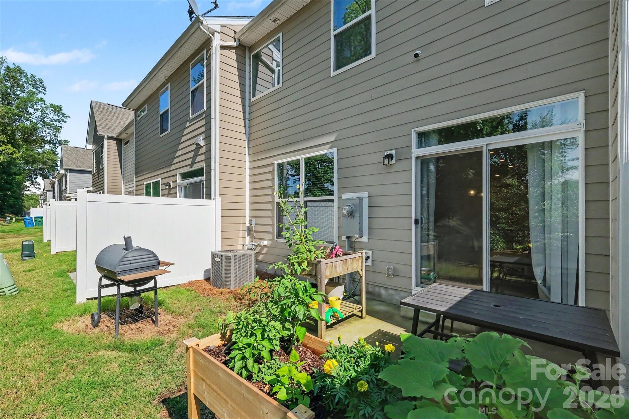2202 Bexar Trail Property Photo 31