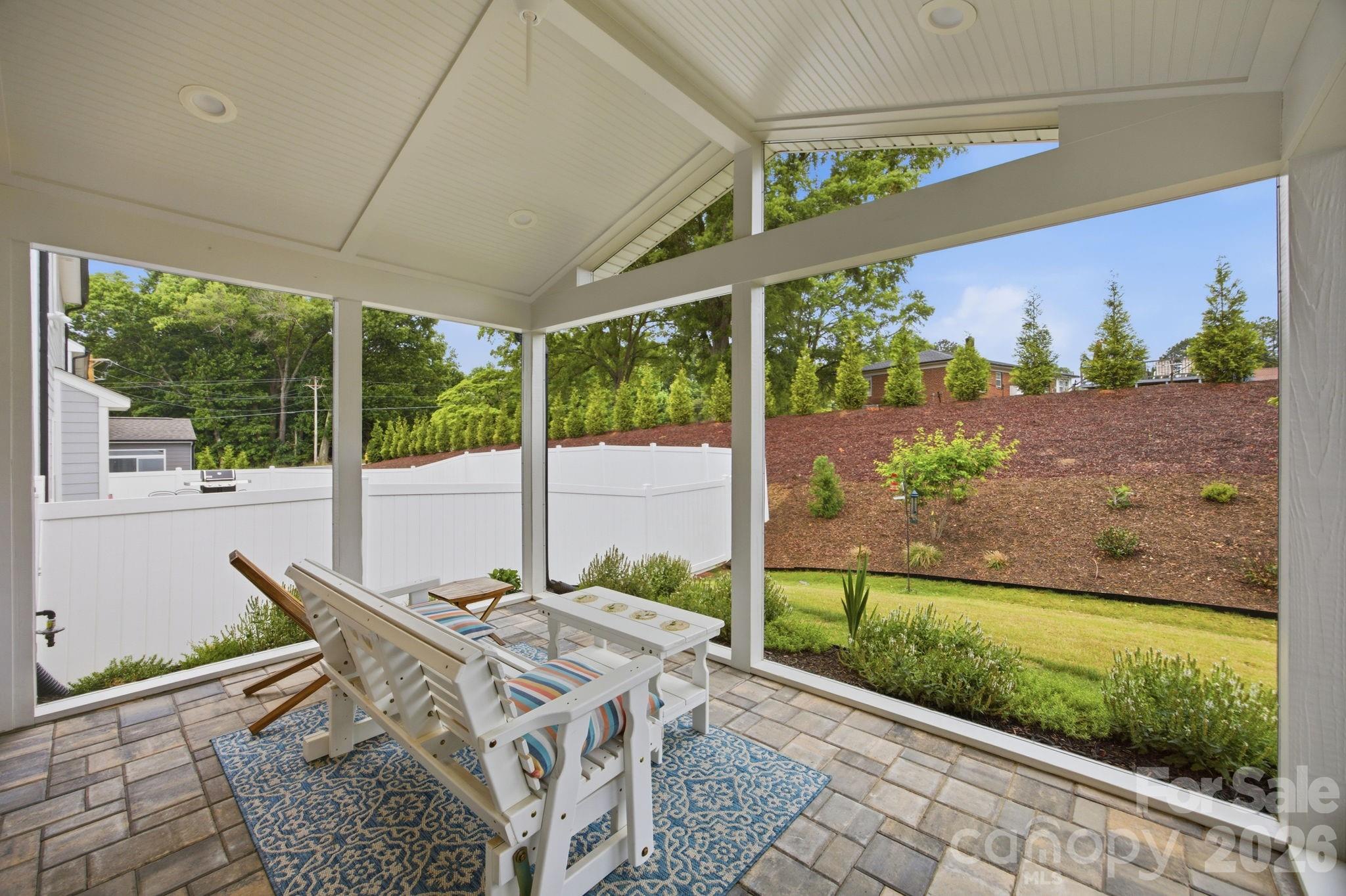 115 Summerhill Drive Property Photo 39