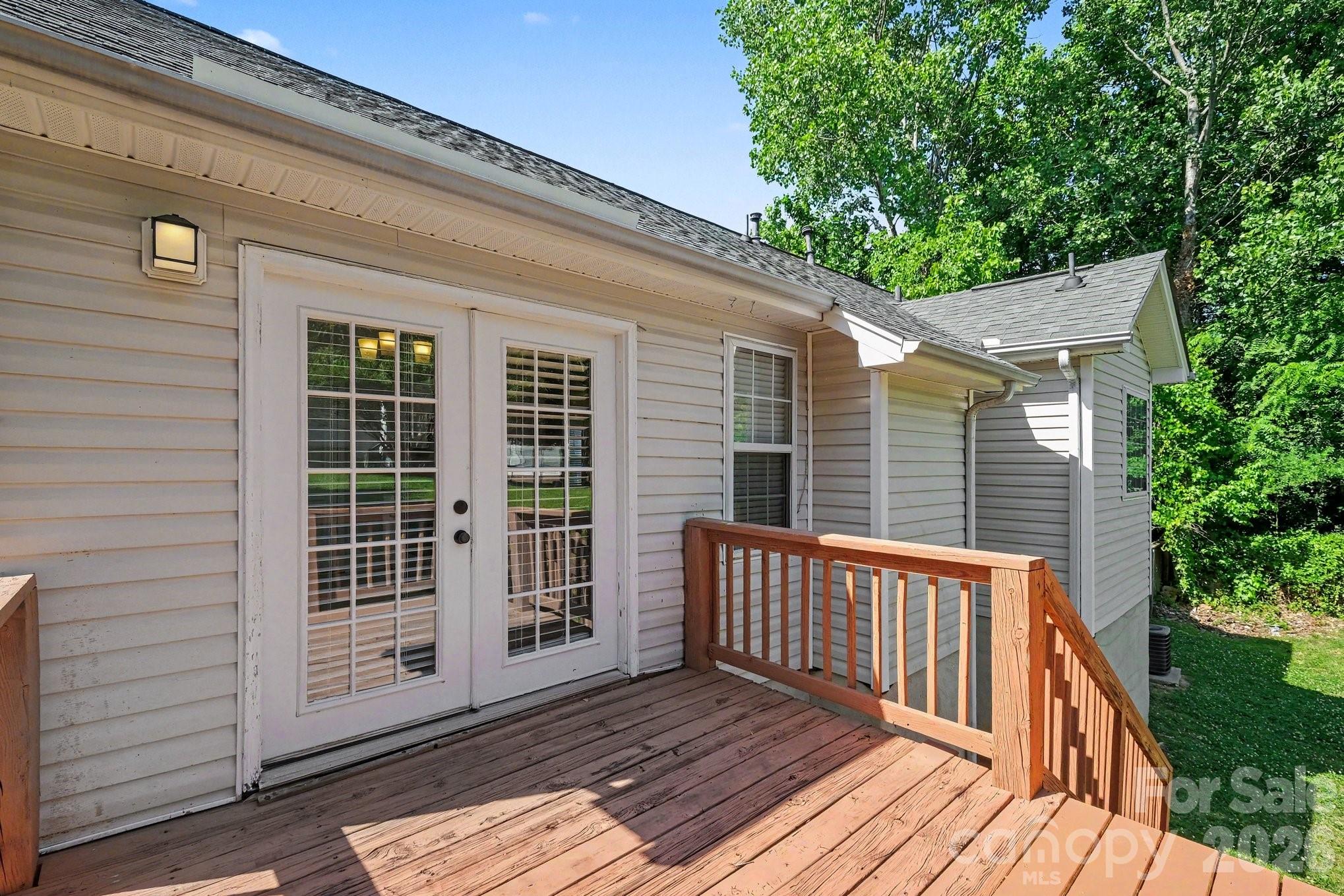 5463 Realtree Lane Property Photo 23