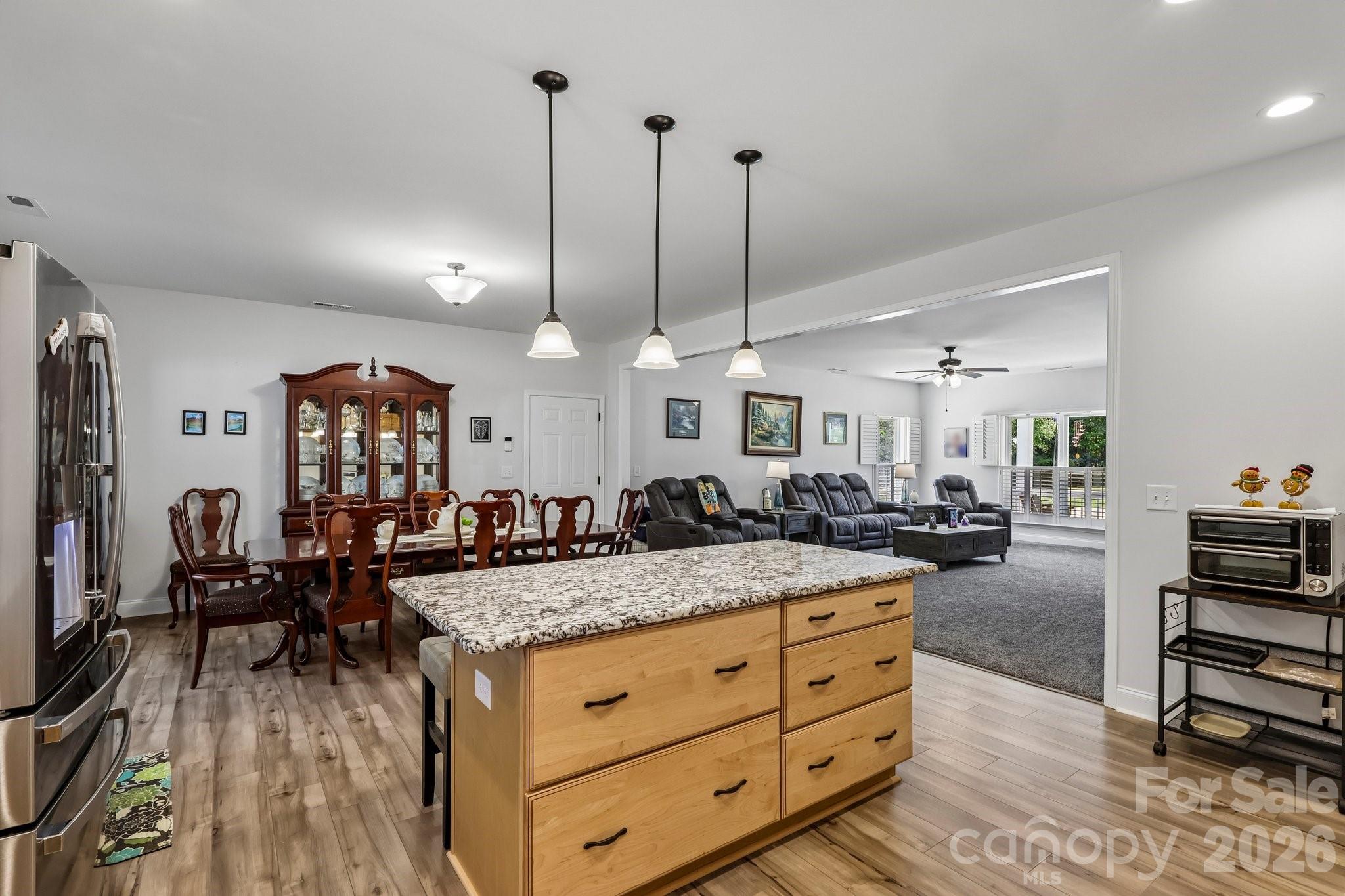 5301 Garden Gate Drive Property Photo 10