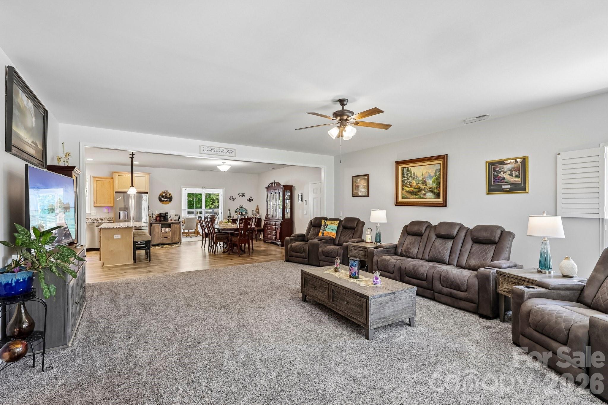 5301 Garden Gate Drive Property Photo 11